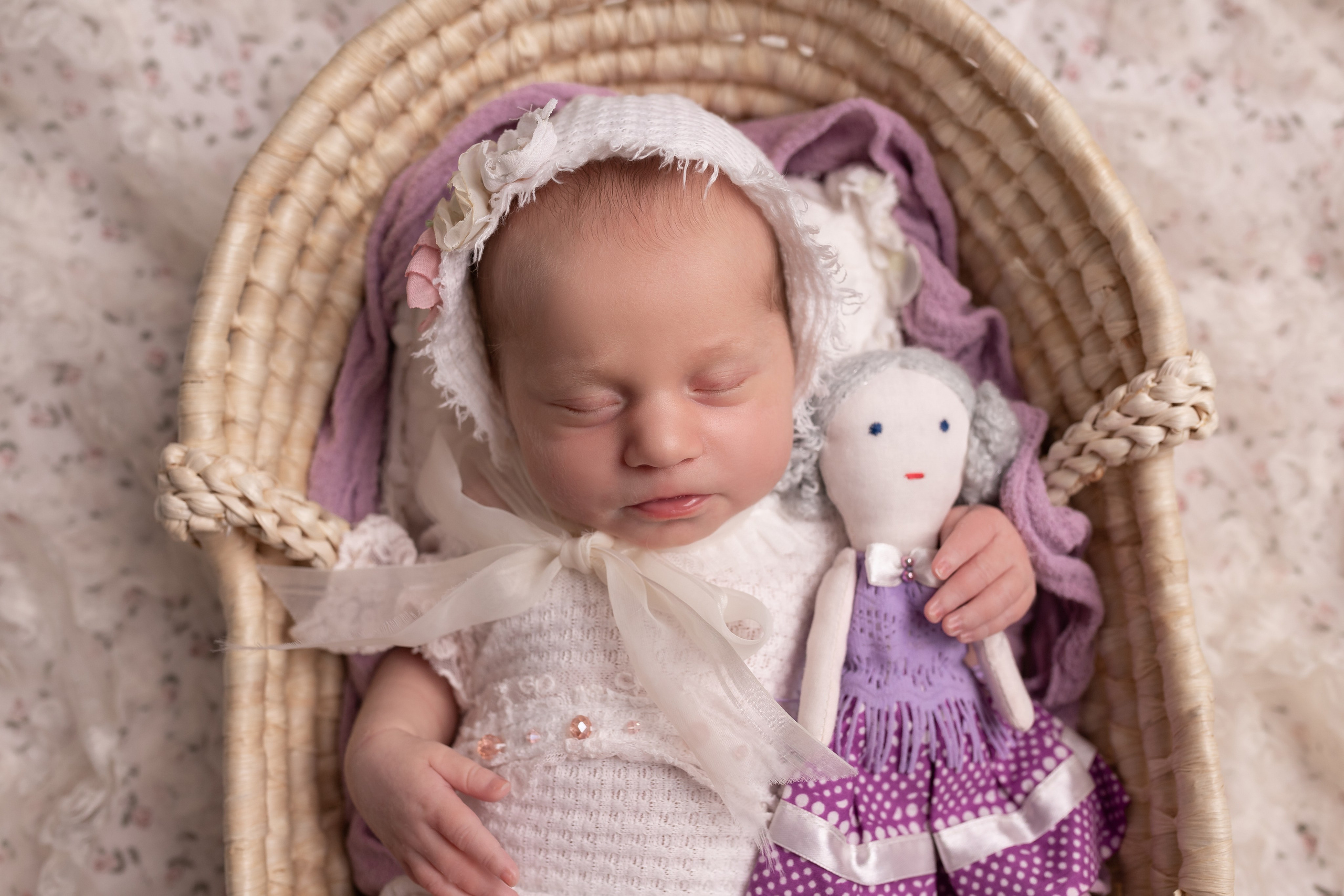 Услуги. Фотограф новорождённых Анапа Елена Кушнарь