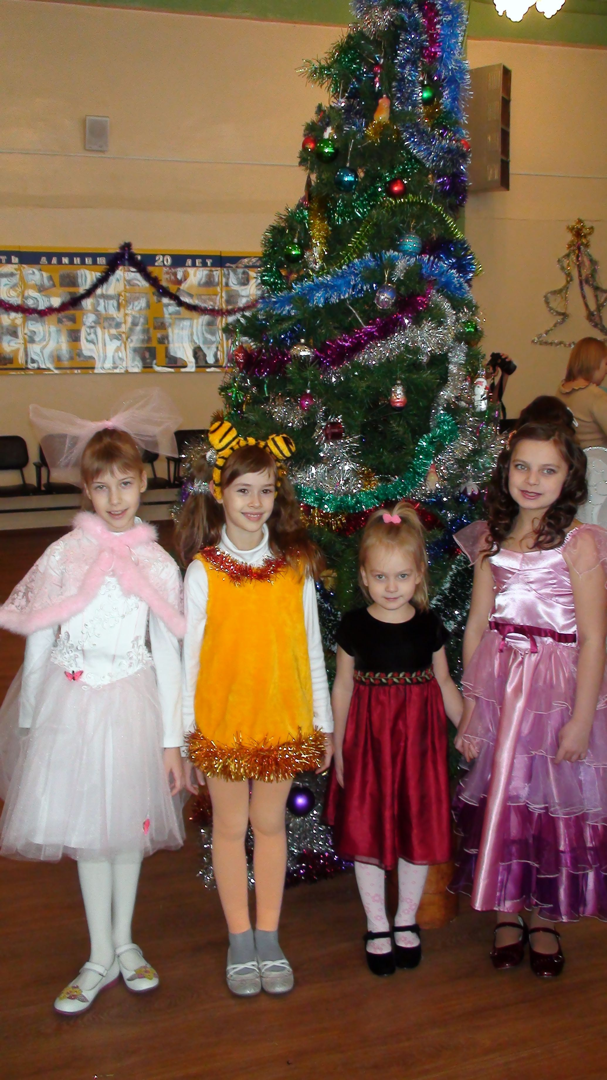 28.12.2009 Школьная Елка. Семейный, Свадебный фотограф СПБ Питер— Романова Екатерина