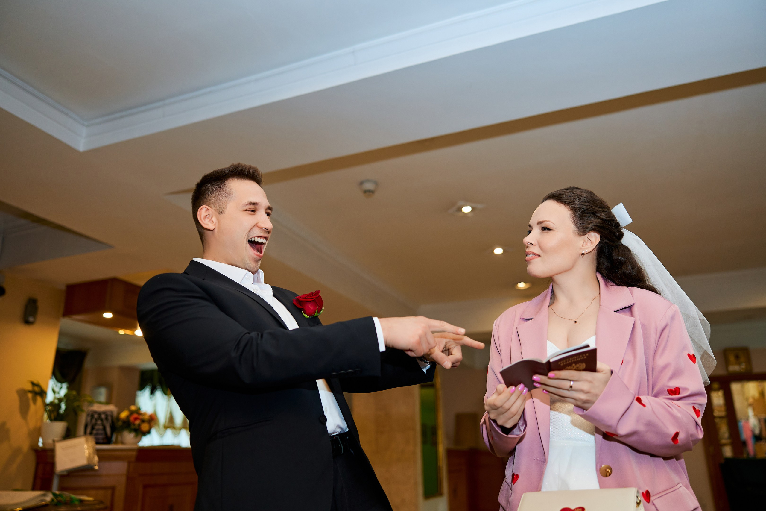 Свадебная фотосъёмка в гостинице Даниловская. Свадебный фотограф Сергей Колбинский