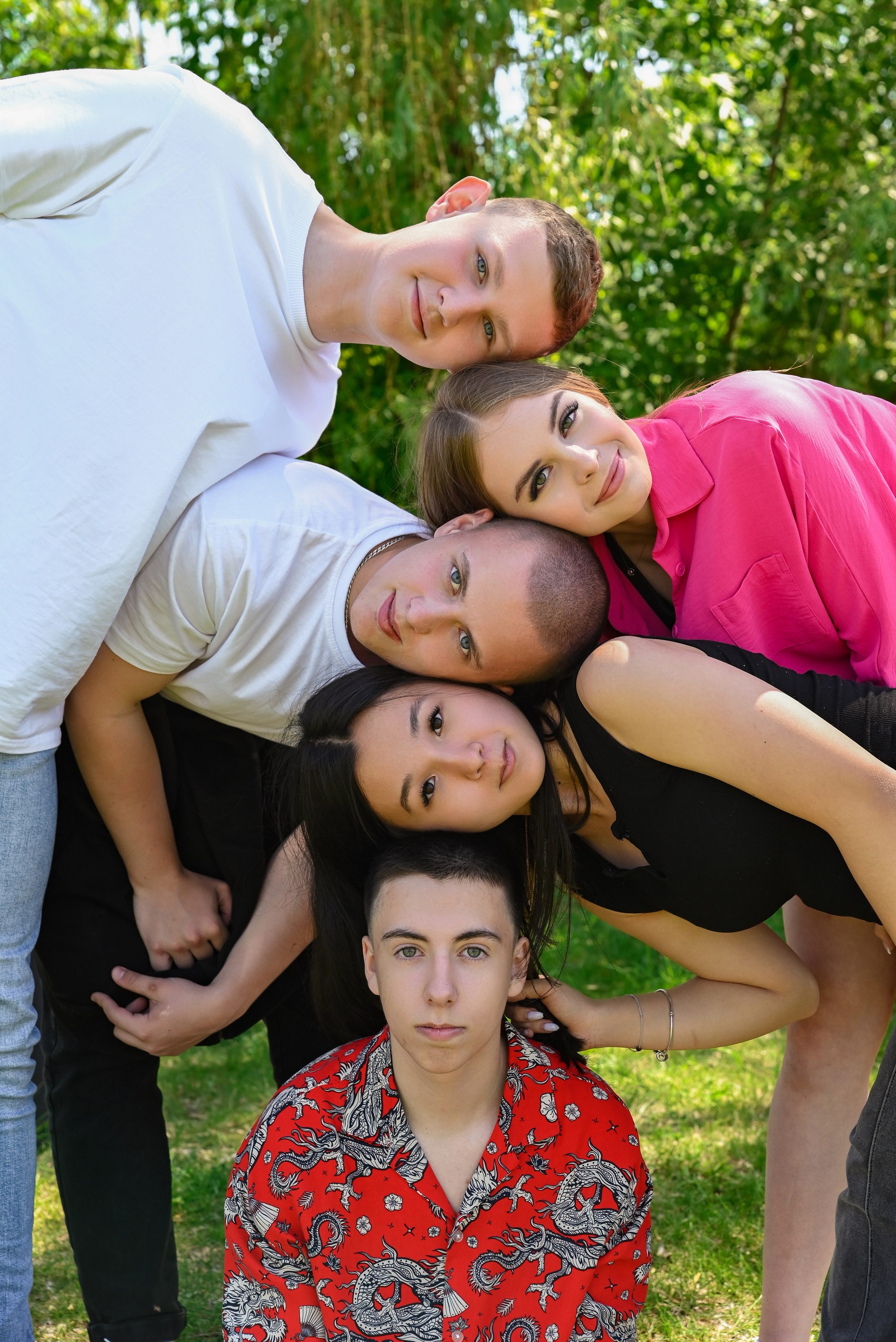 Выпускные альбомы Брянск. Фотостудия выпускных альбомов