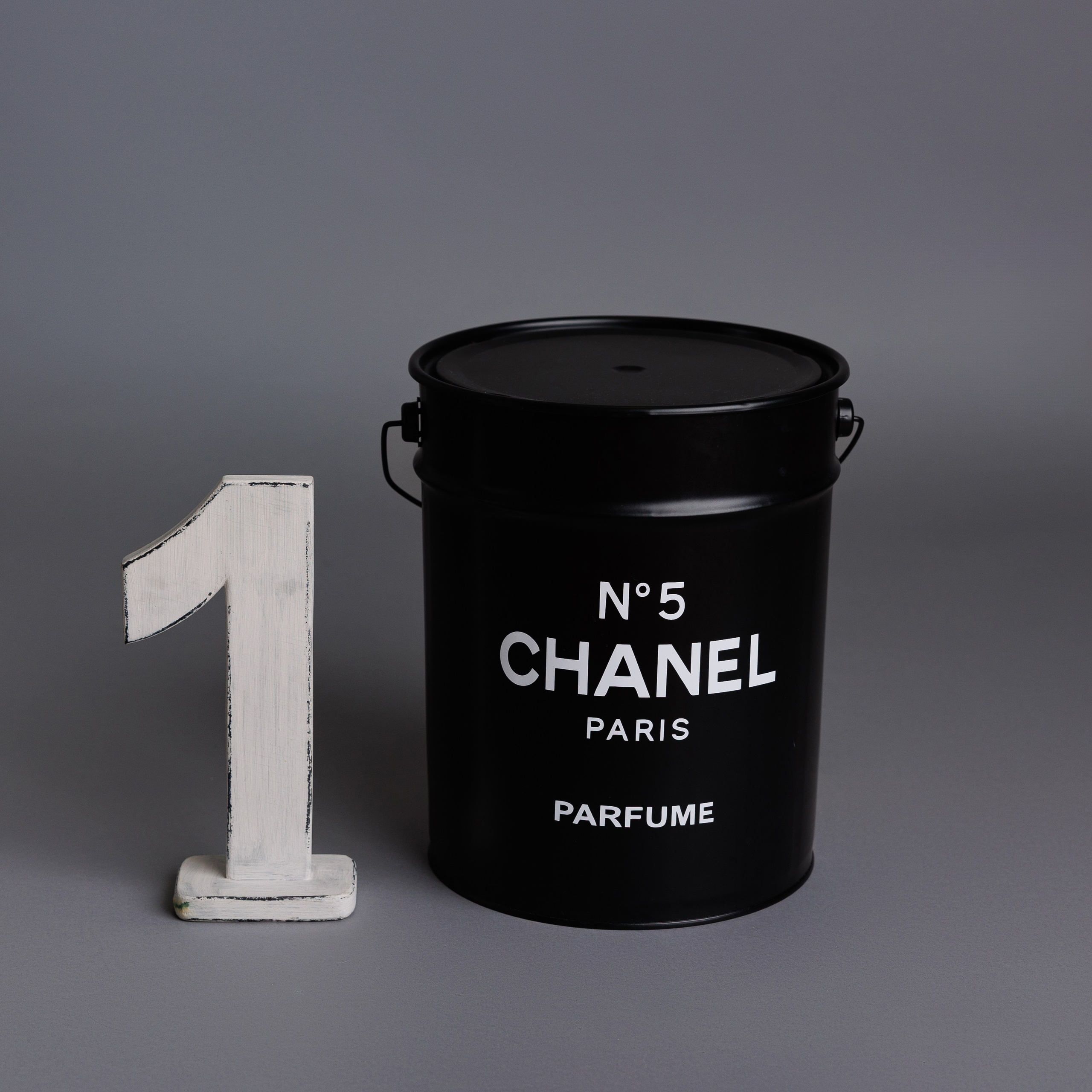 Реквизит студии