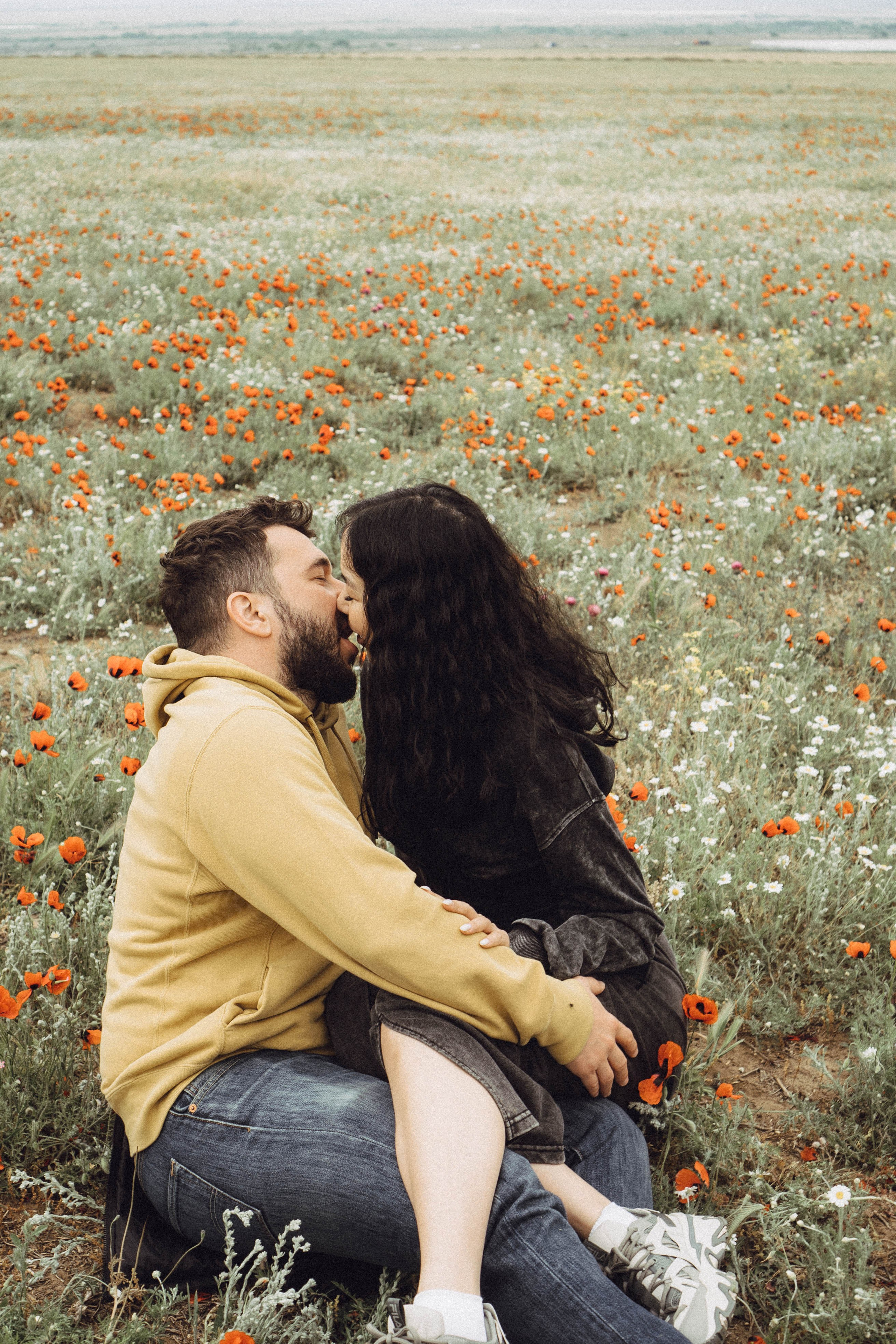 Любовь в маковом поле. Профессиональный фотограф, Санкт-Петербург — Виктория Богомолова