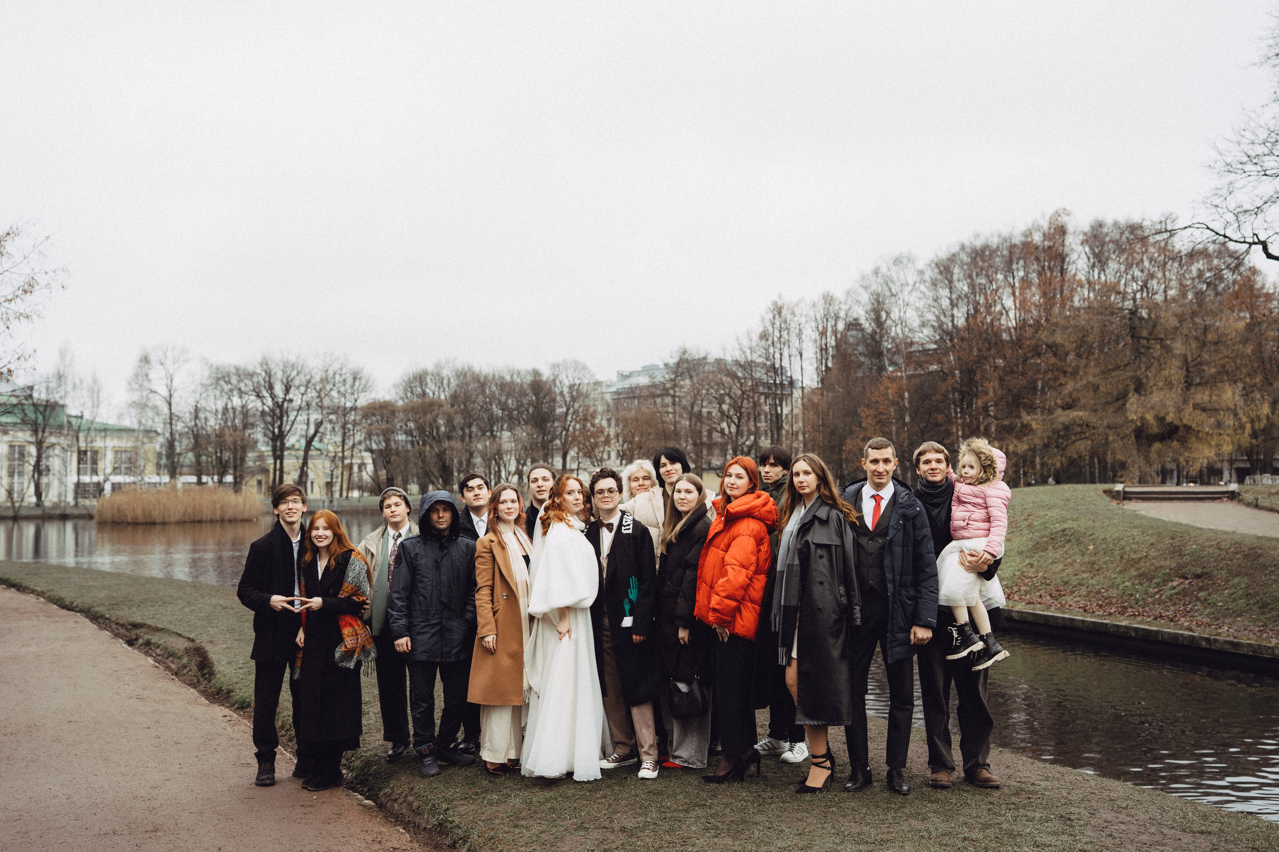 СВАДЕБНАЯ СЬЕМКА ВО ВТОРОМ ДВОРЦЕ С ГОСТЯМИ И ПРОГУЛКА В ТАВРИЧЕСКОМ САДУ. Профессиональный фотограф, Санкт-Петербург — Виктория Богомолова
