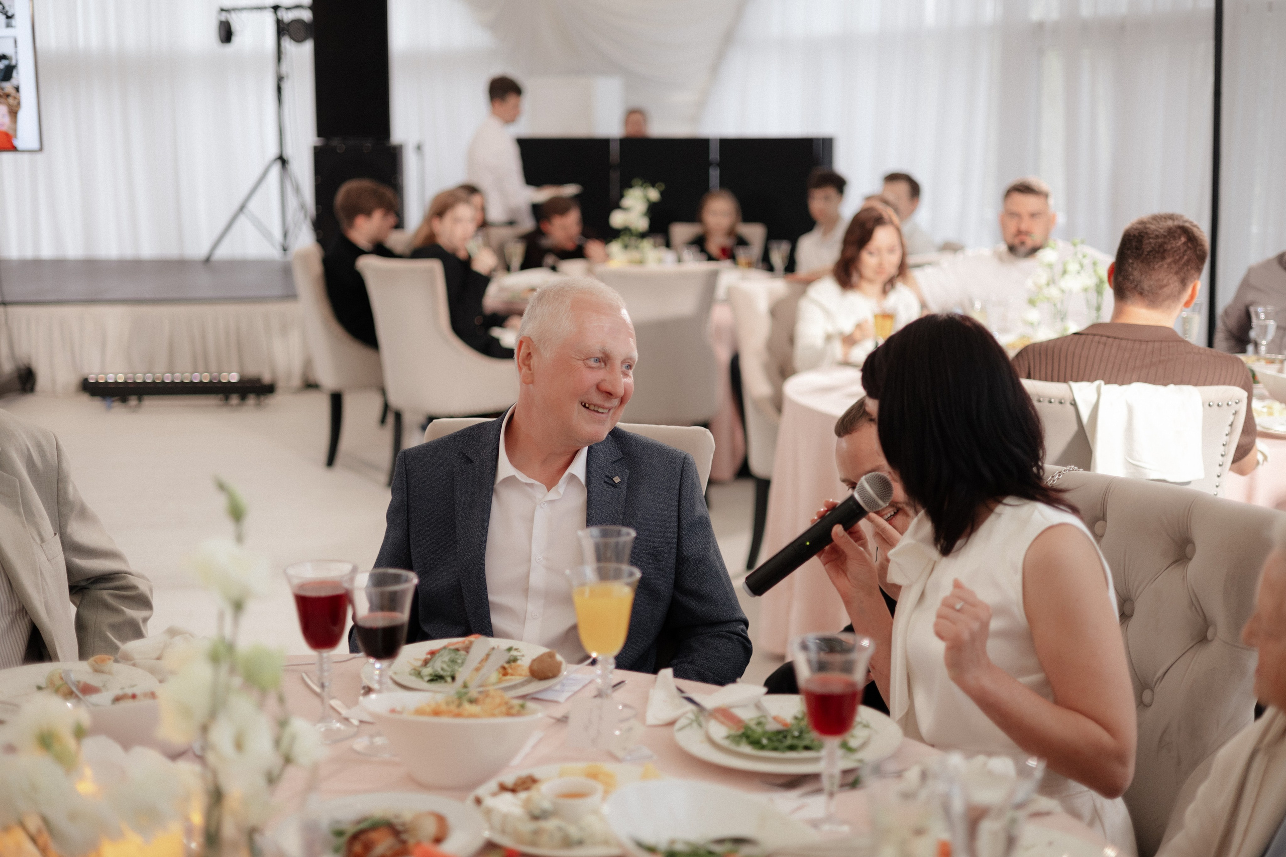 Аня и Саша. Свадьба в Юдино парк. Свадебный и портретный фотограф в Москве Анастасия Масюк