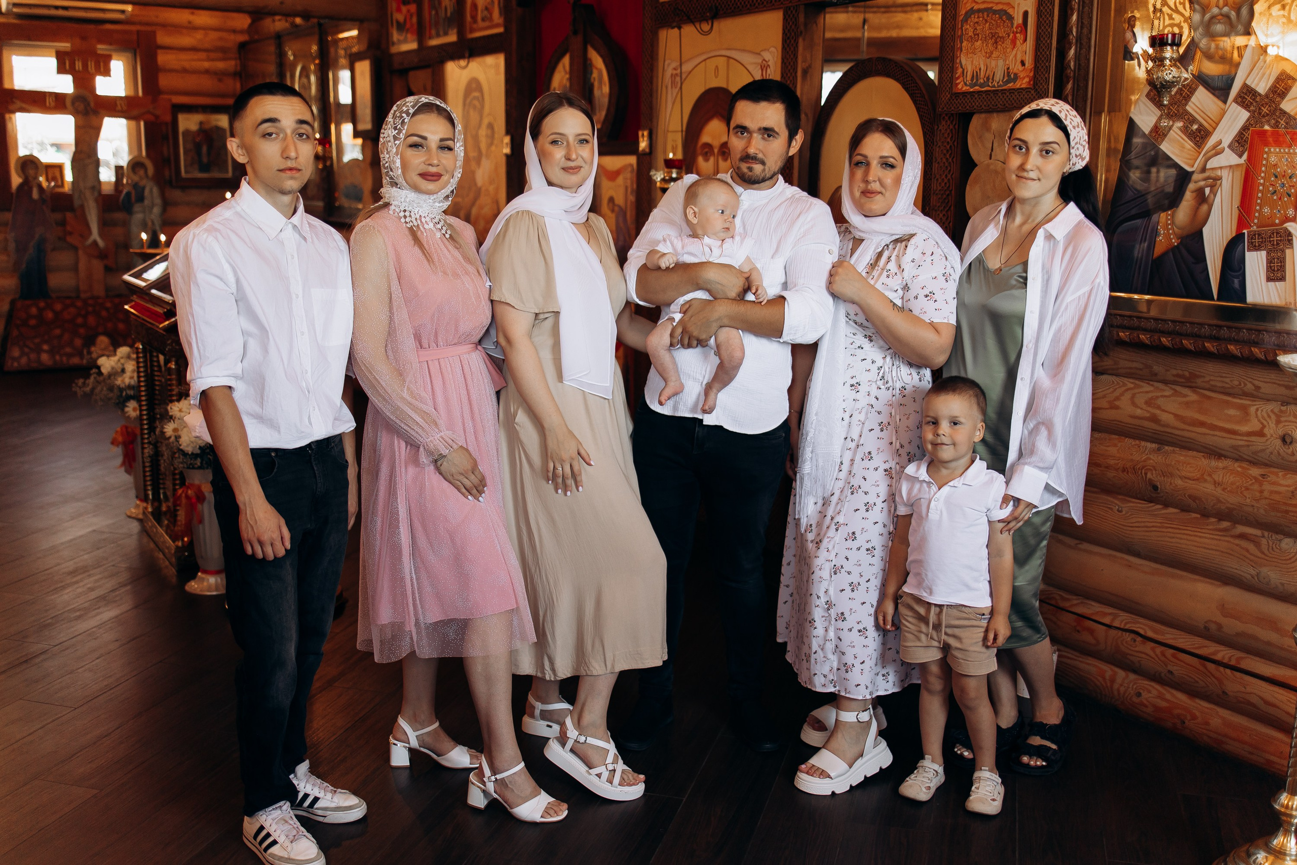 Таинство Крещения Михаила. Семейный фотограф в Краснодаре Храмова Анна