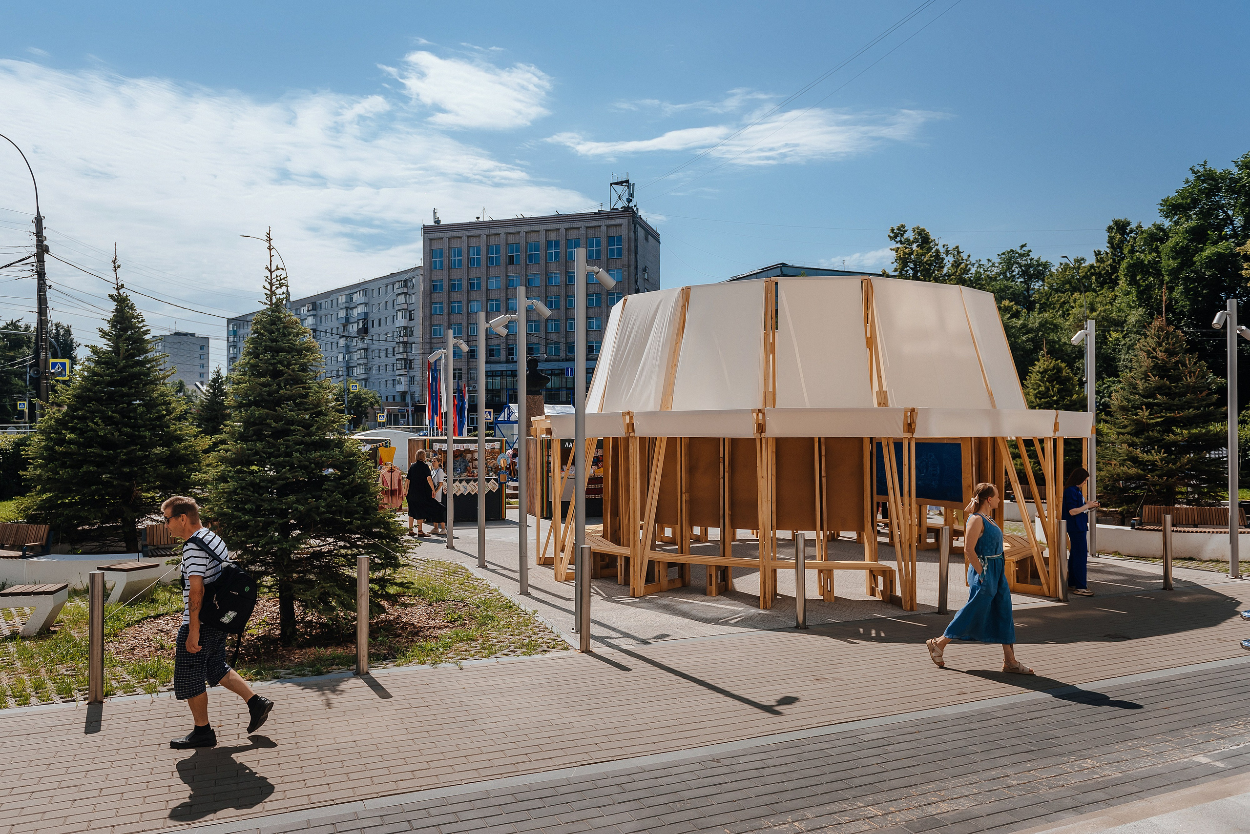 13.07.2025 | БурмагинФест — фестиваль печатной графики. Фотограф Роман Рудаков