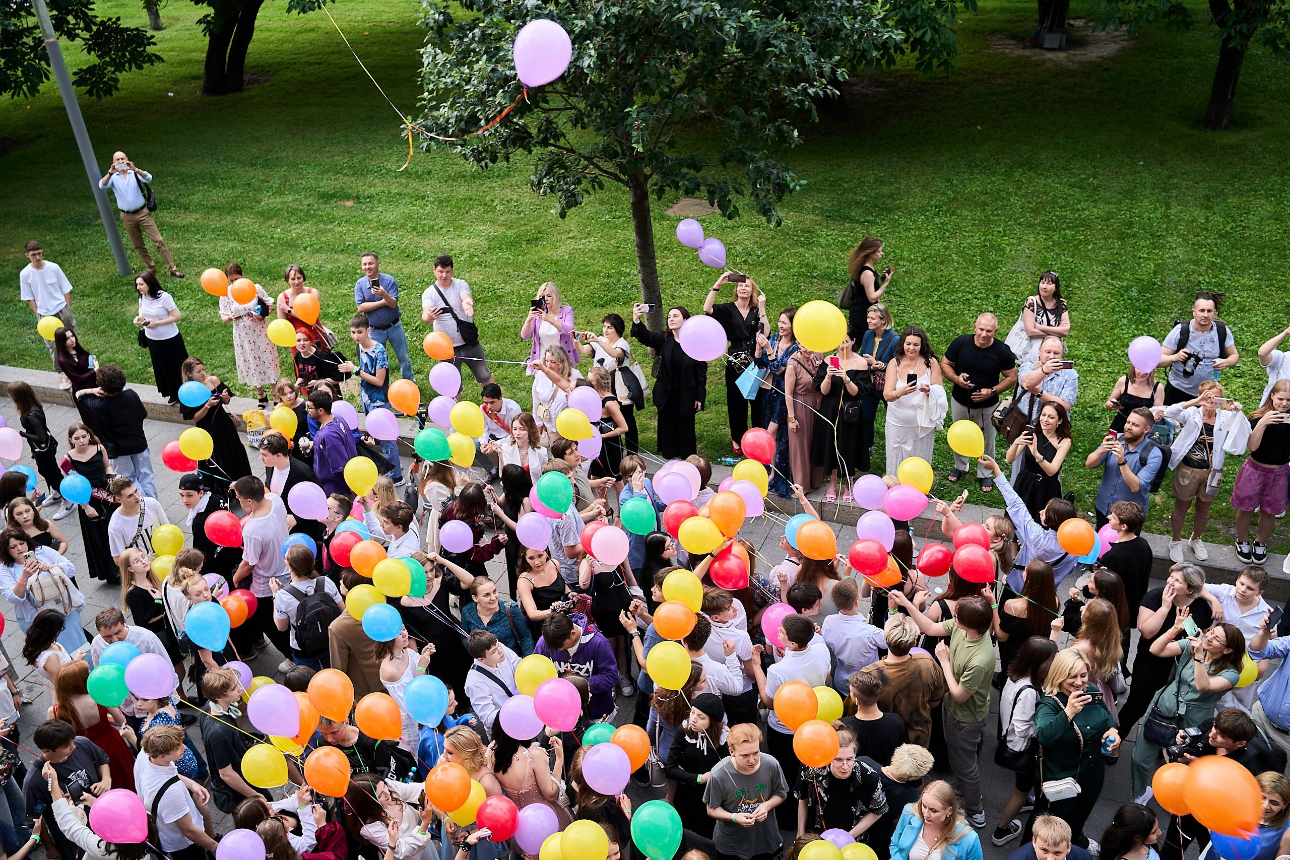 Выпускной 9 класс 2024. Фотограф и Видеограф в Москве. Олег Корушев