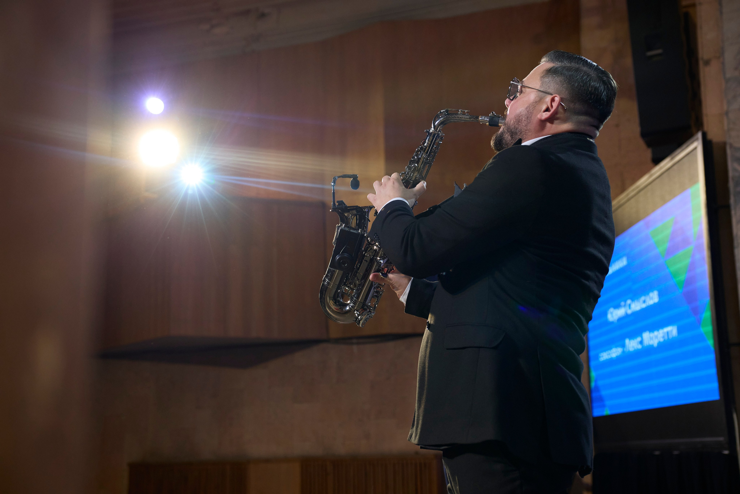 Сцена. Фотограф видеограф широкого профиля Денис Захаров