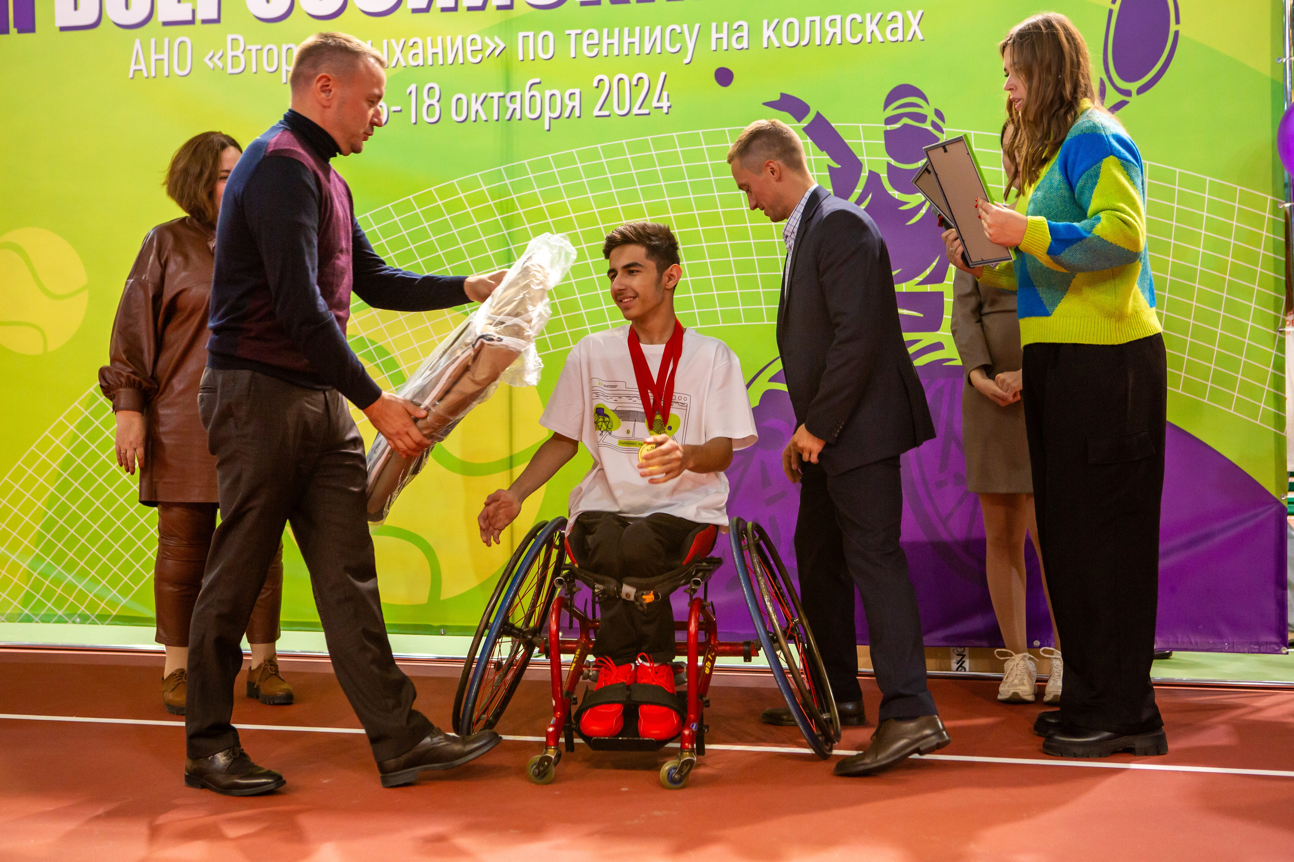 Турнир по теннису на колясках. Репортажный, семейный, свадебный, портретный фотограф