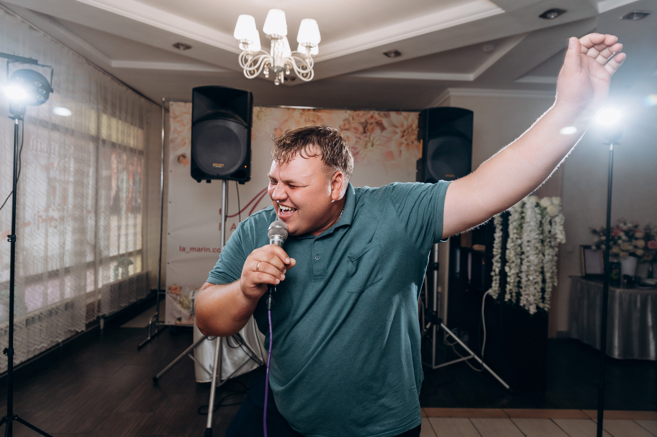 Прогулка, регистрация, банкет. Фотограф в Новосибирске