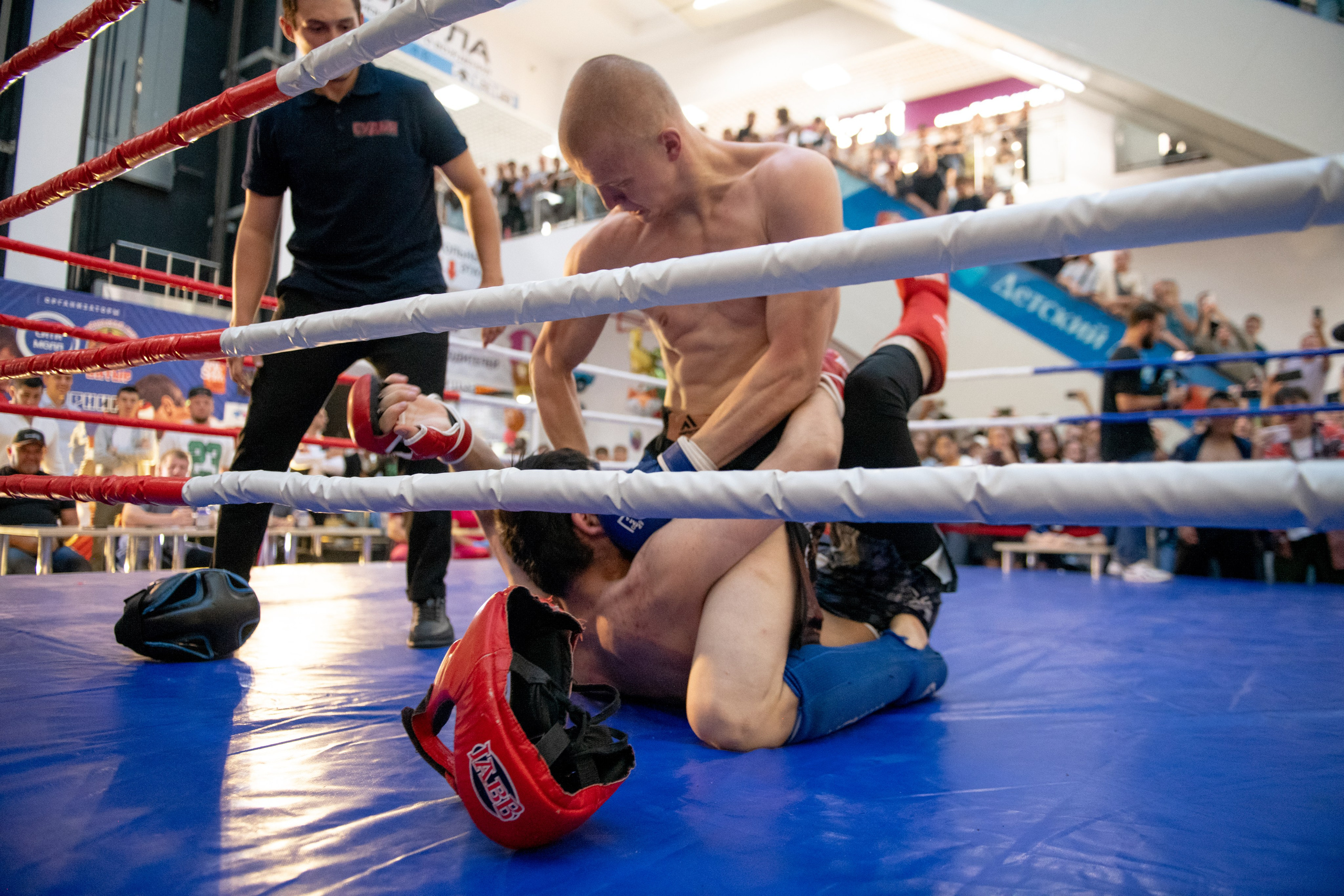 Турнир по боевым искусствам в ТЦ «Сити Молл». Репортажный фотограф в Стерлитамаке Дмитрий Соколов