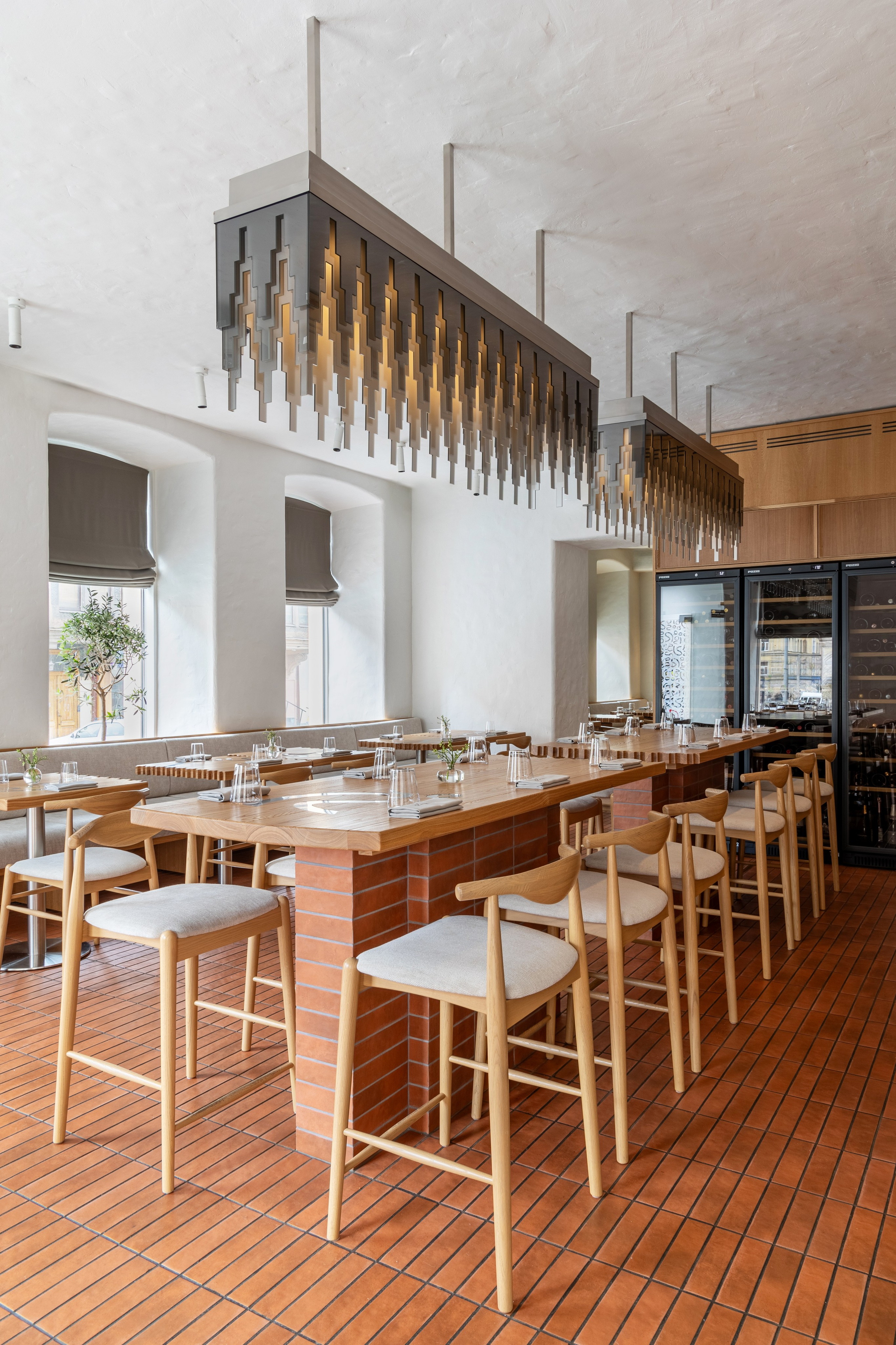 Интерьерная фотосъемка ресторана в Санкт-Петербурге. Интерьерный фотограф в Нижнем Новгороде и Москве Владимир Гудков