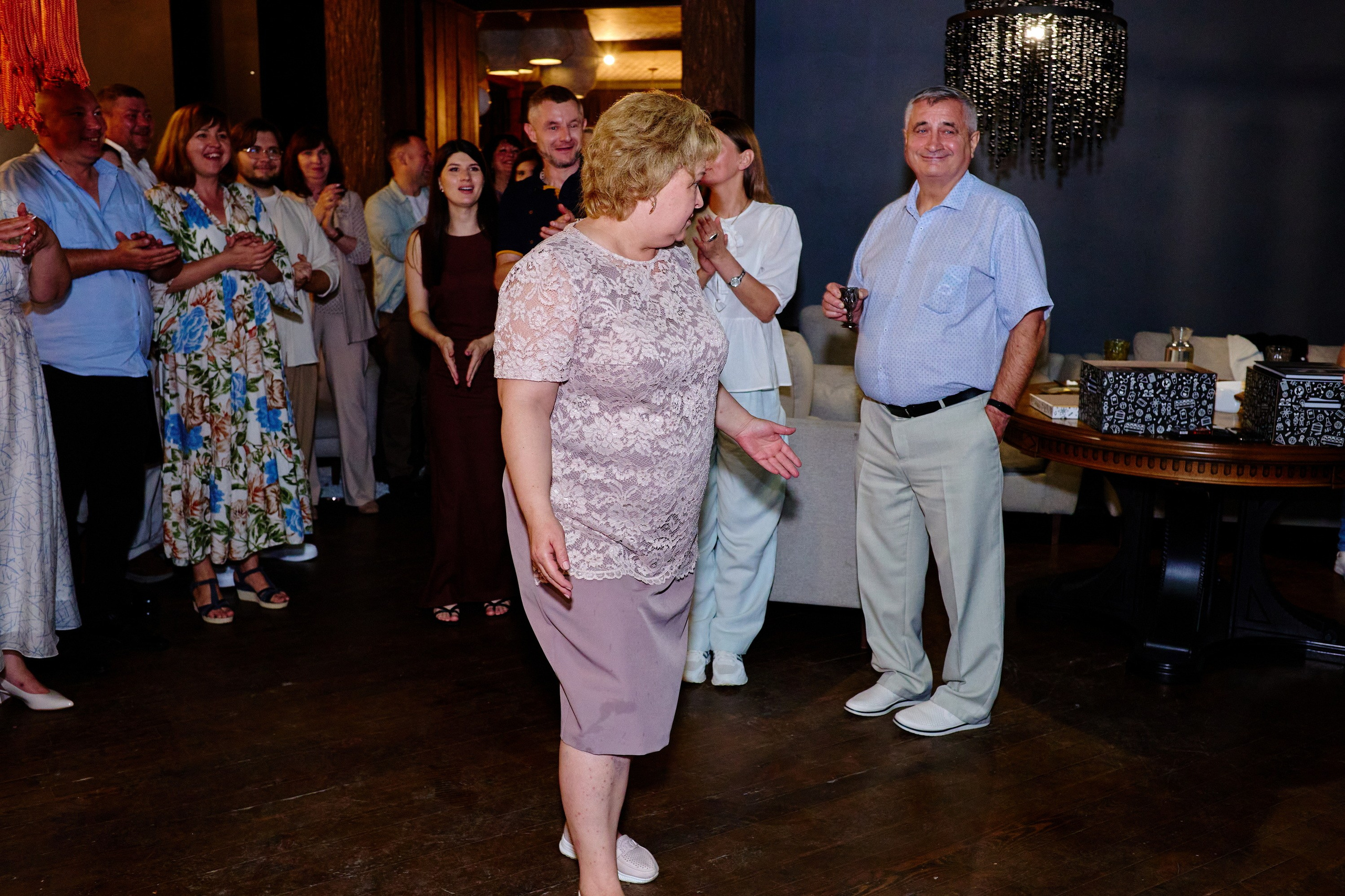 Выпускной 35 Сош. Фотограф Выпускные альбомы Таганрог Сергей Коробченко