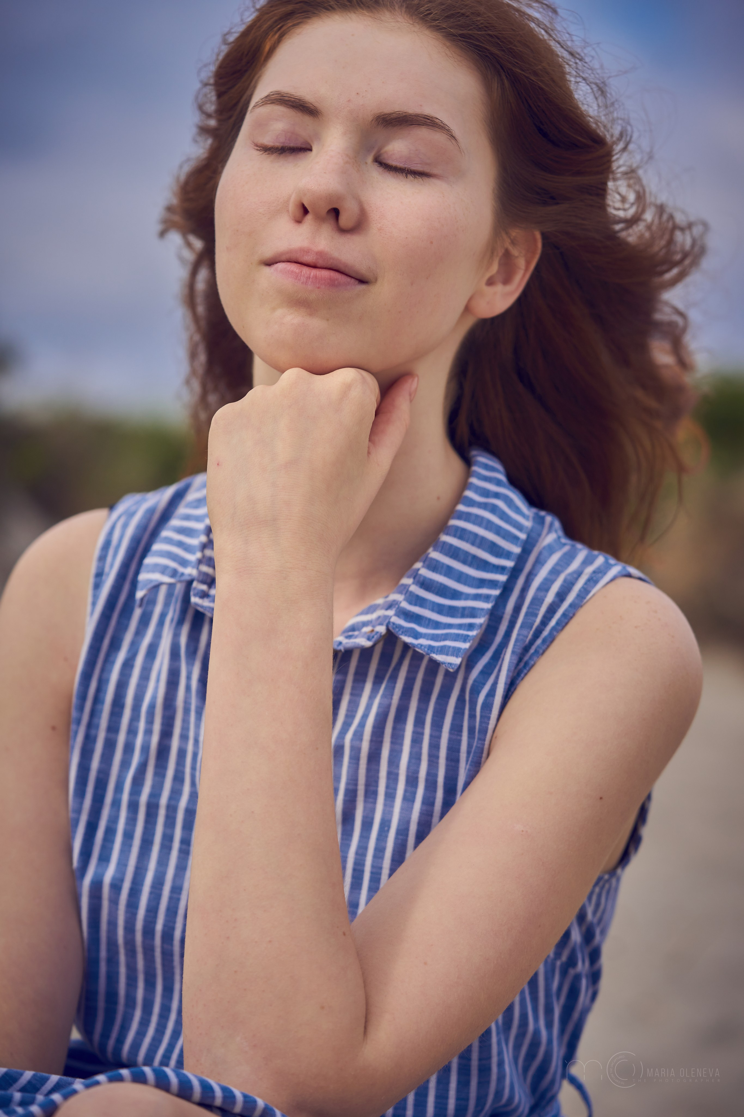 Полина и море. Фотограф Мария Оленева