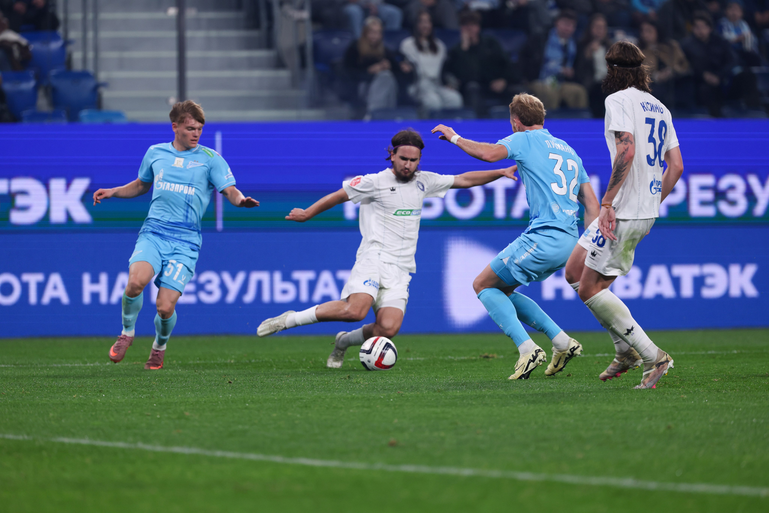 ФК Зенит -ФК Оренбург Fonbet Кубок России 2025/26. Спортивный и репортажный фотограф Антон Тереханов