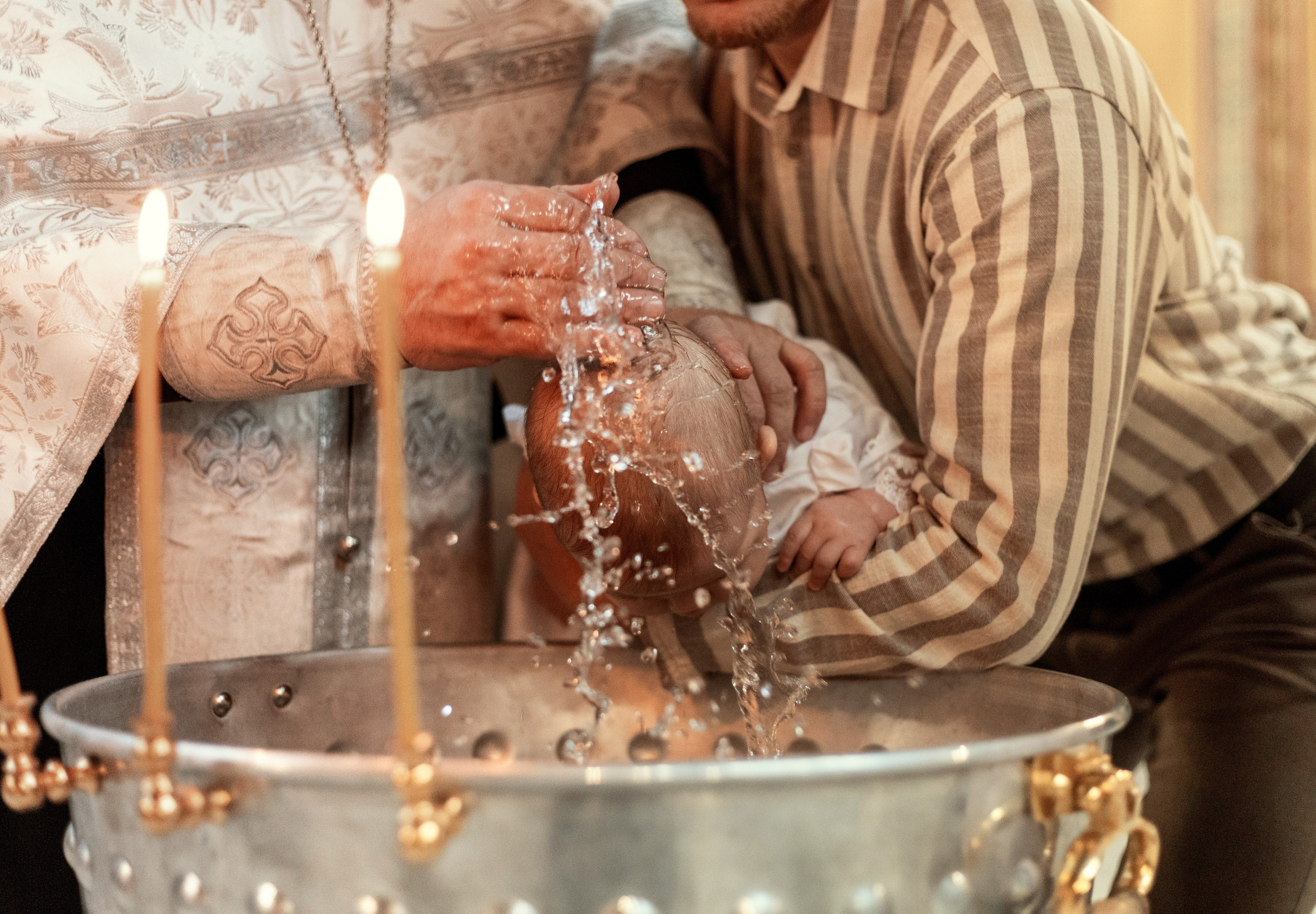 Крещение Дарии. ТОП Фотограф на Крещение и Венчание Железногорск Алексей Мещеряков