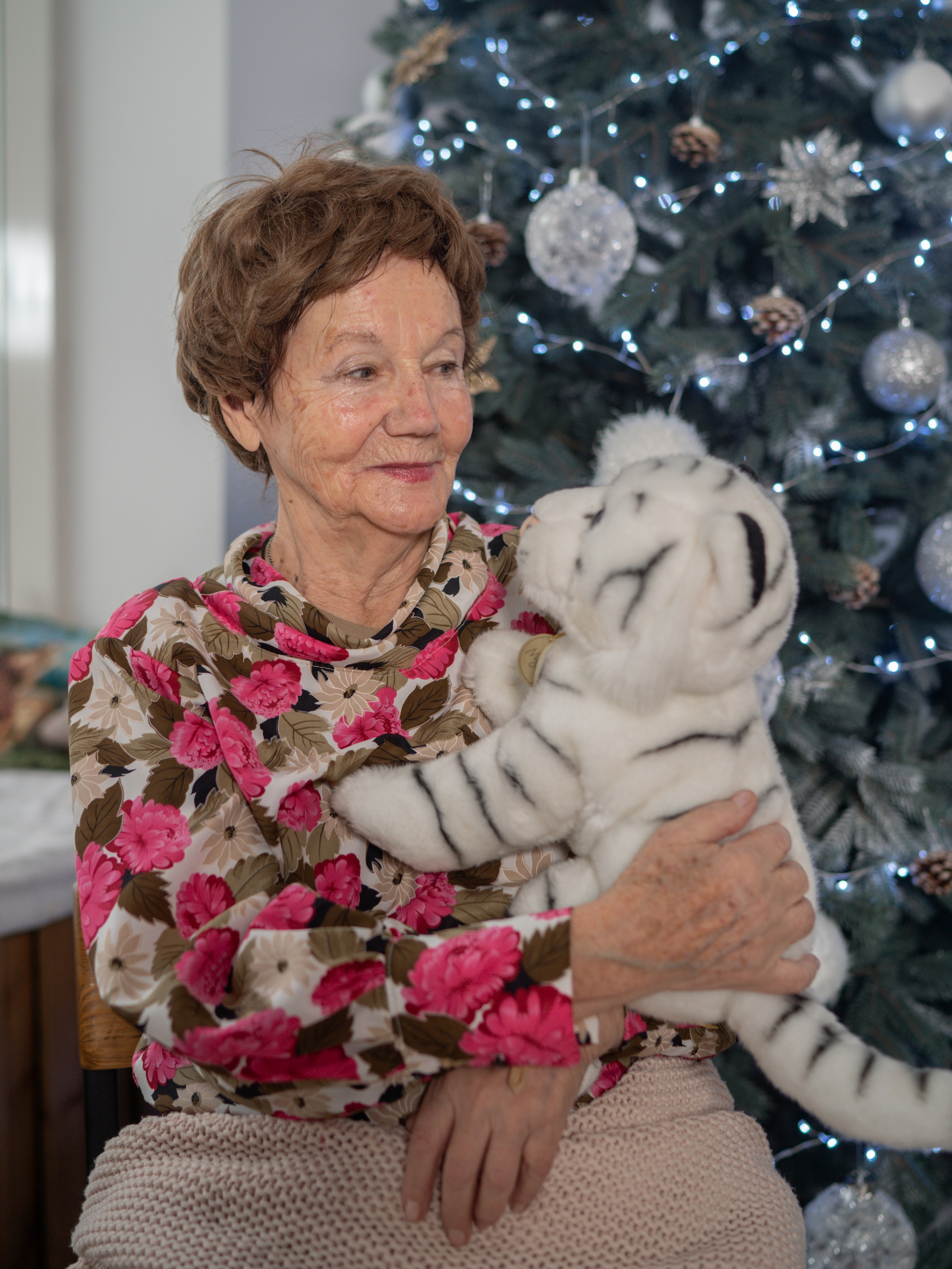 С бабушками. Фотограф Зинаида Евдокимова