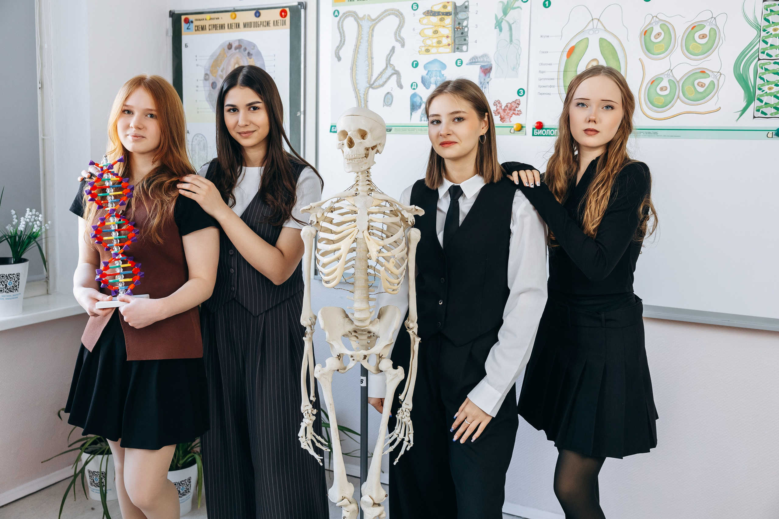 Школа 1 (2026). Memory Book — Выпускные альбомы в Нижневартовске, Мегионе и Сургуте