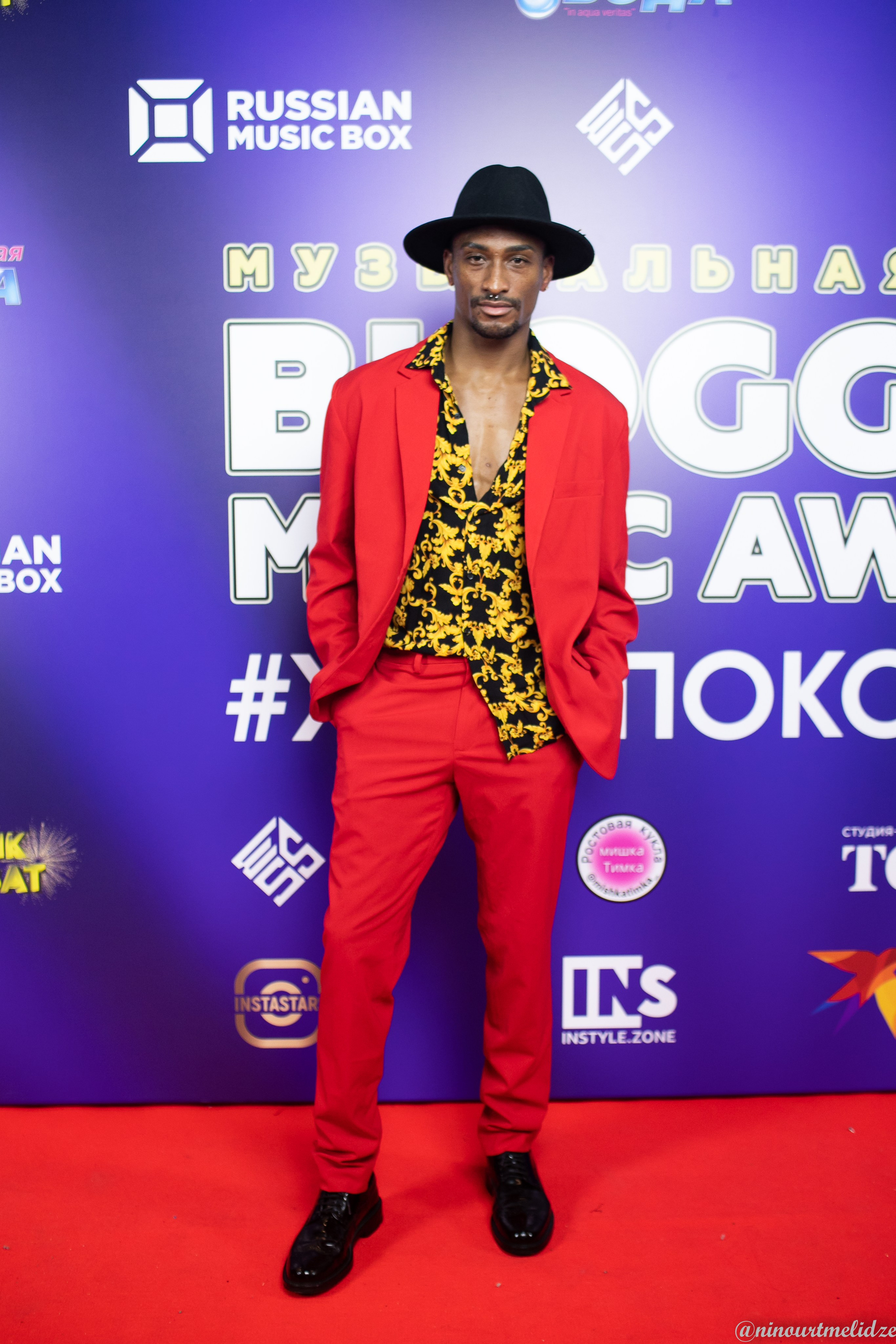 Music box награждение. Art photographer Nino