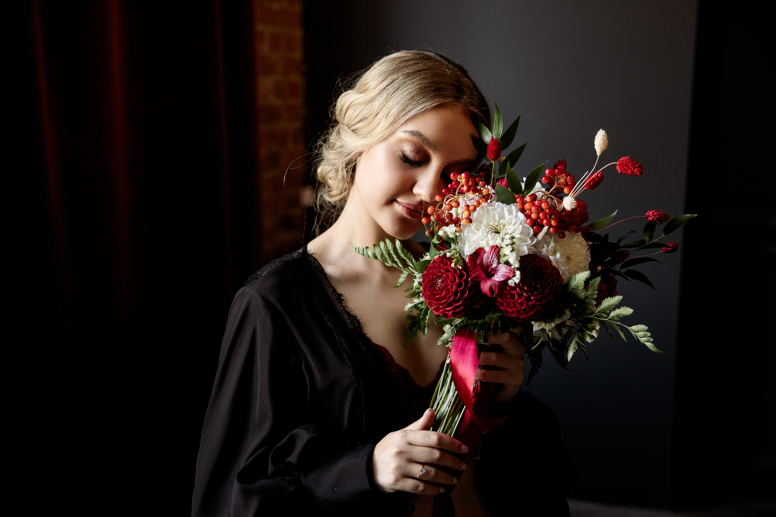 Сборы невесты Ольги. Свадебный и семейный фотограф в Челябинске Юлия Ишимова