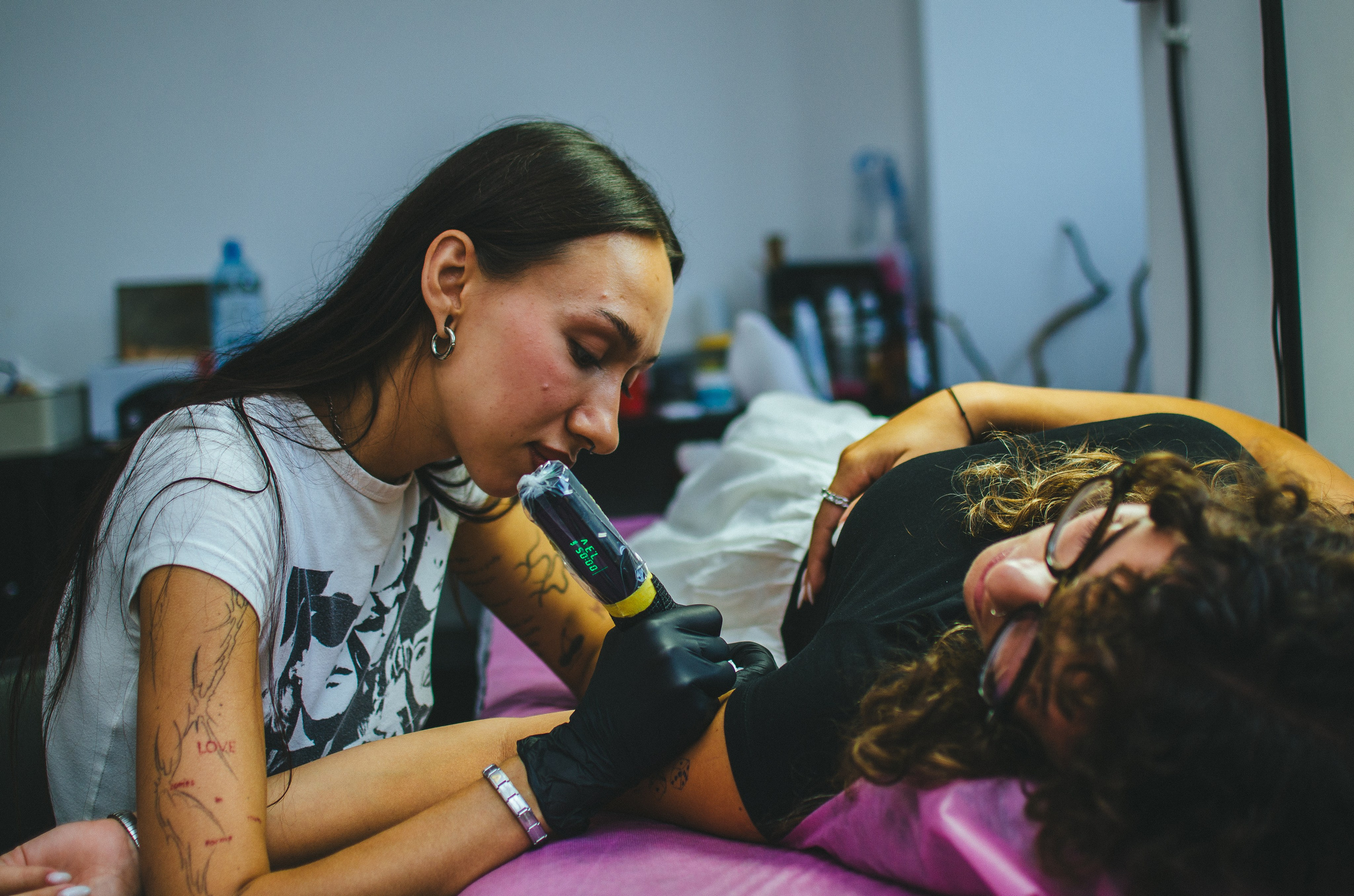 Charity tattoo BD. Event photographer Alena Iurchenko
