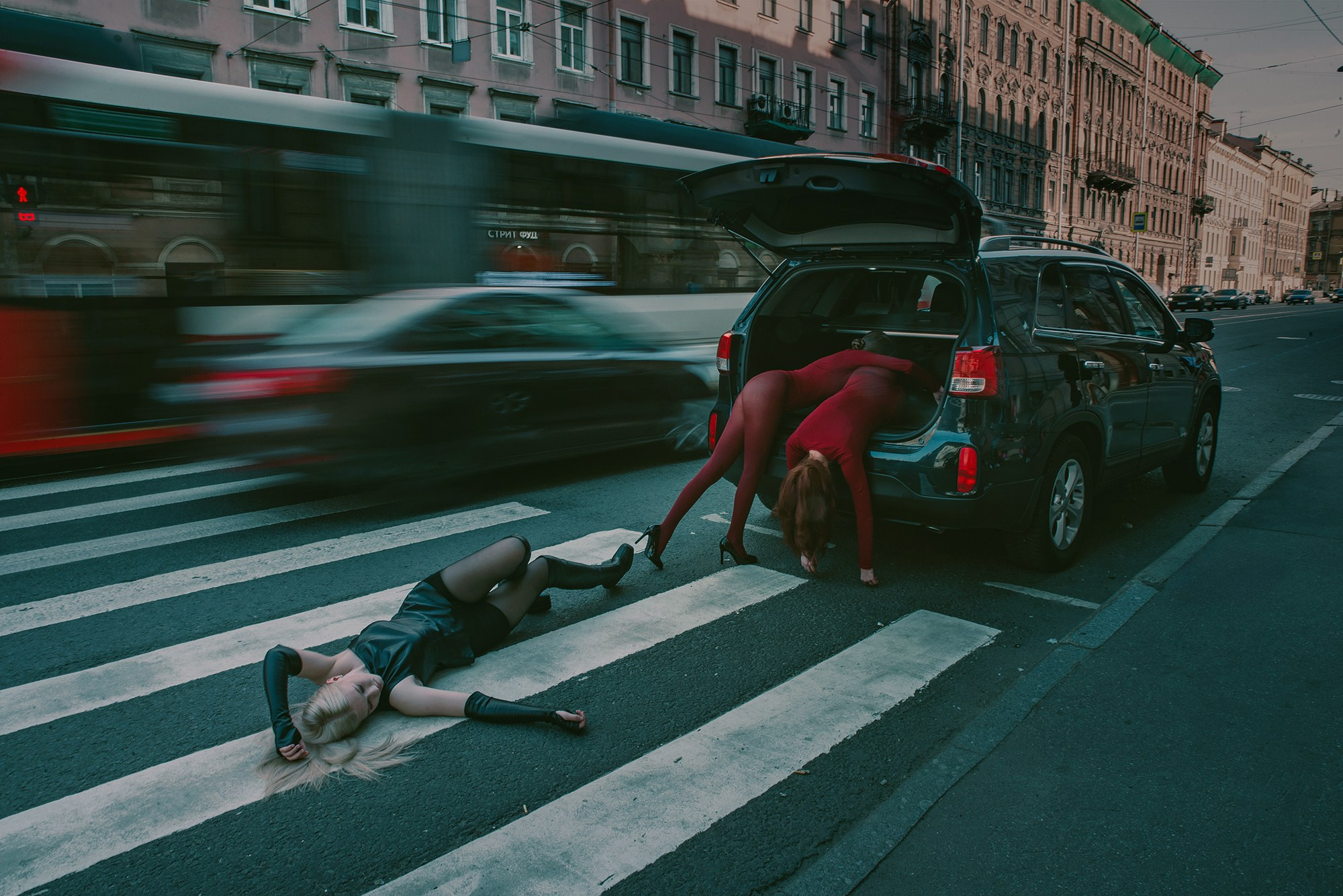 «Неочевидные сюжеты». Фотограф Москва Брянск