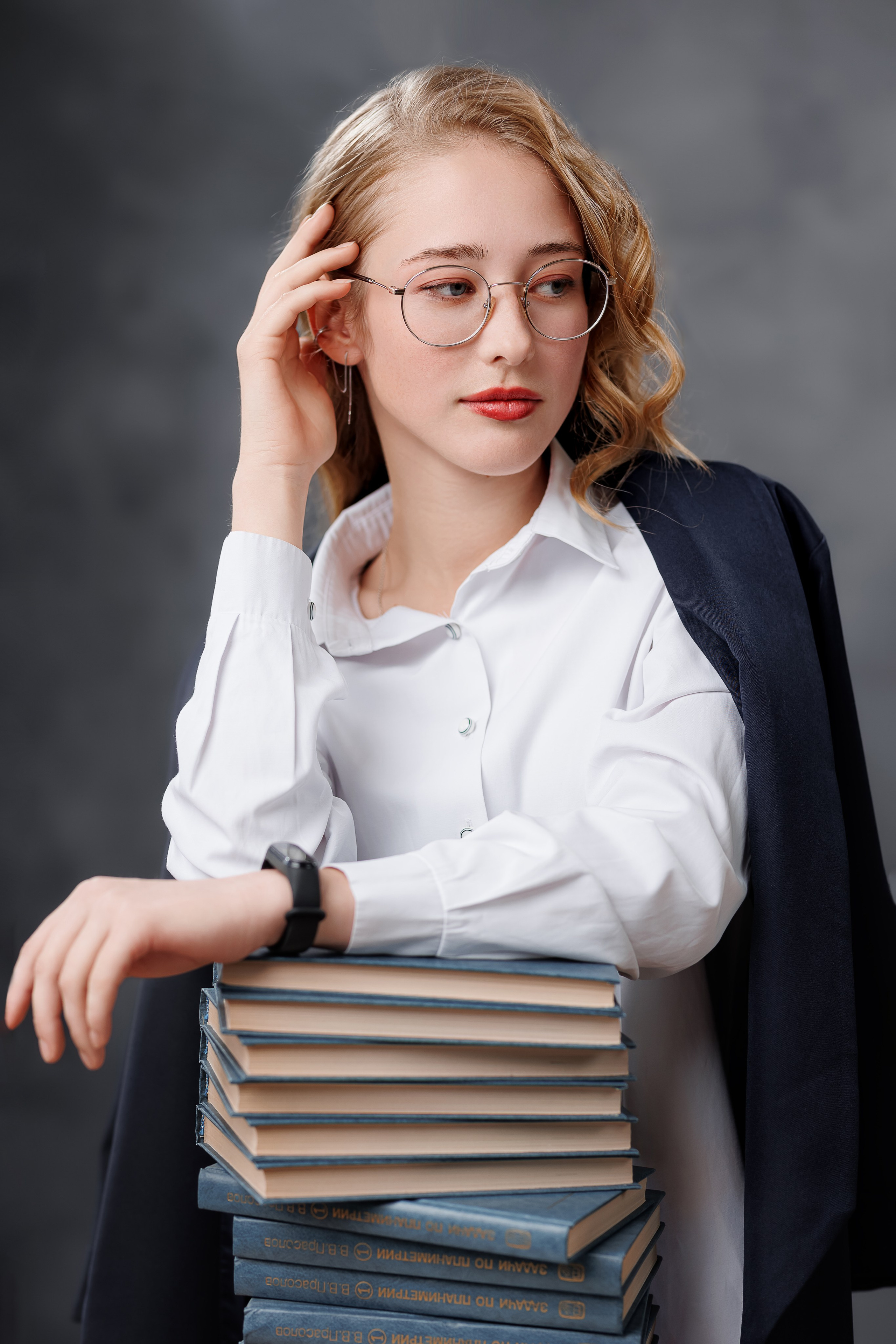 Портреты на однотонном фоне. Семейный и детский фотограф Комина Елена, Власиха, Одинцово