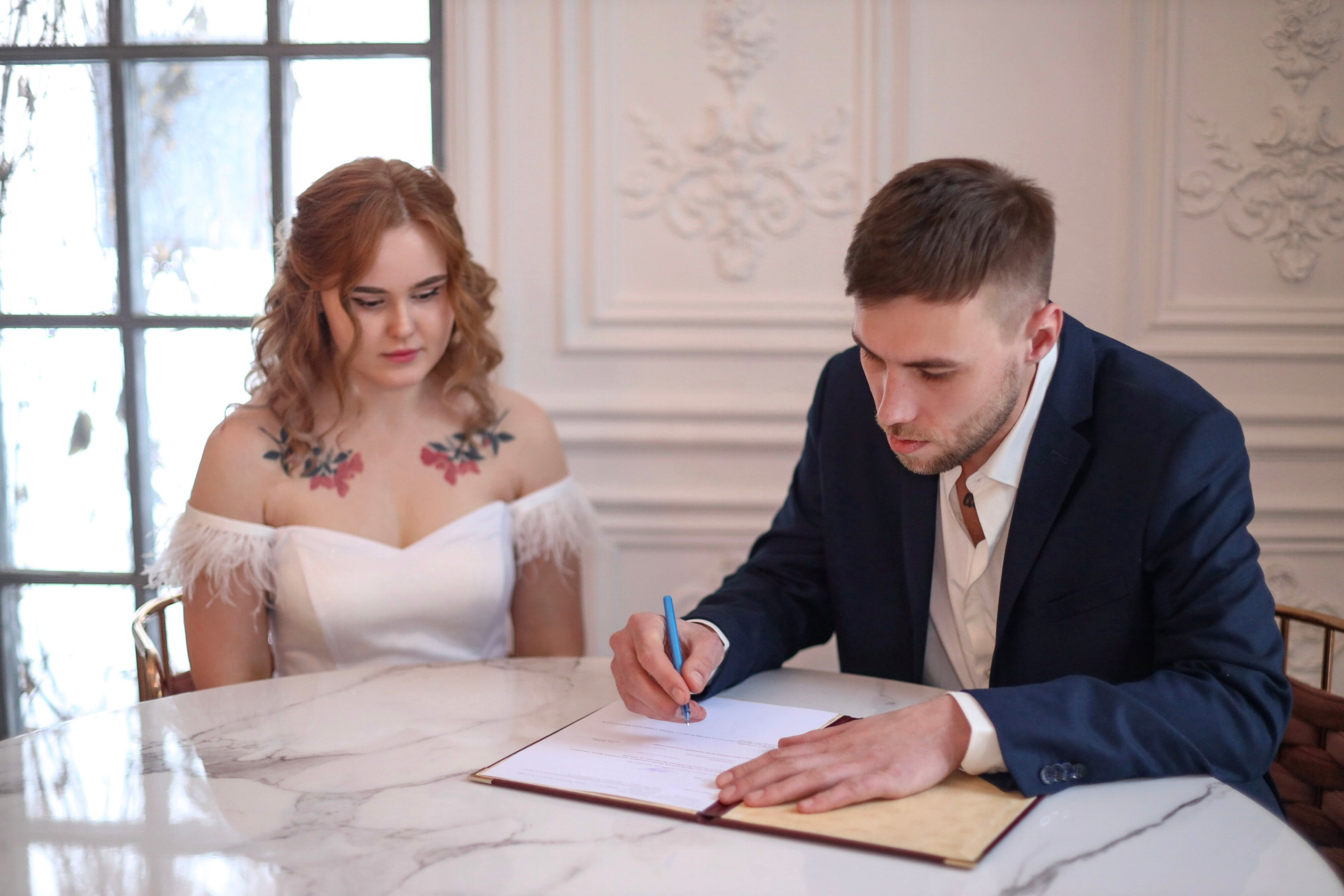 Владимир и Марина. Роспись Особняк Роял. Главная