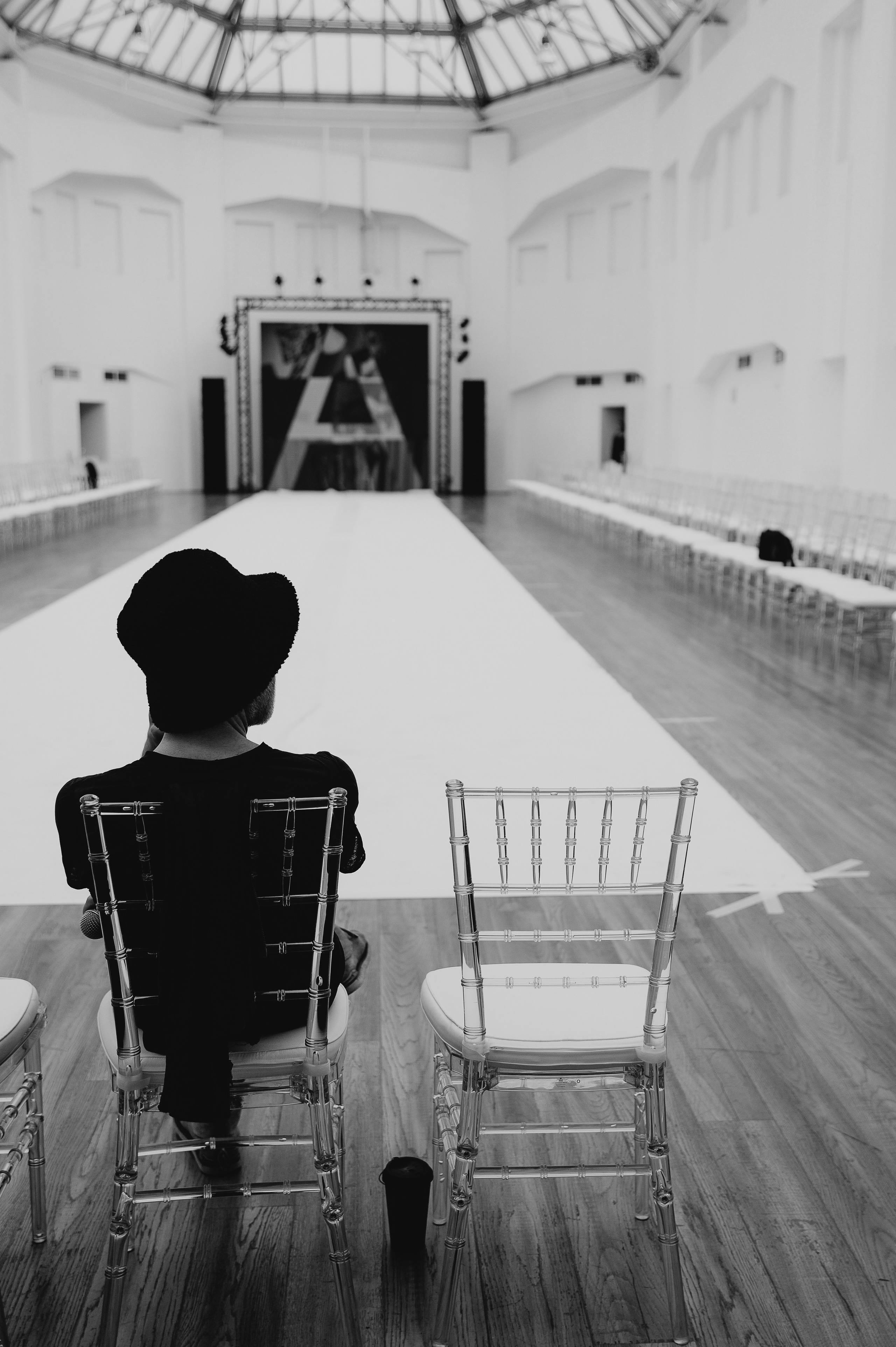 Бекстейдж показа «Новые Имена» собака.ru|ДЛТ. Портретный и репортажный фотограф в Санкт-Петербурге