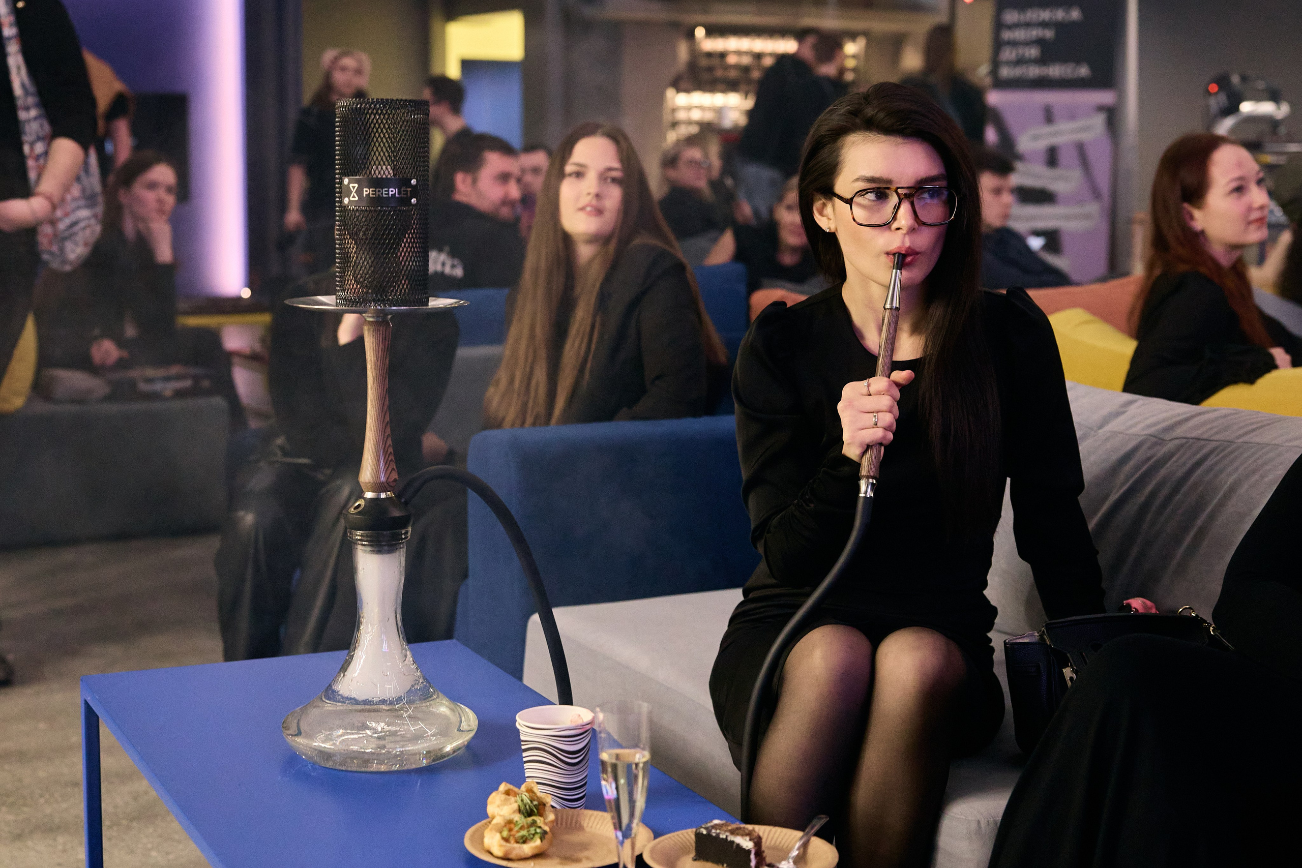 Открытие лаунж-кафе Pereplёt. 18+. Предметный и репортажный фотограф Алексей Кротов