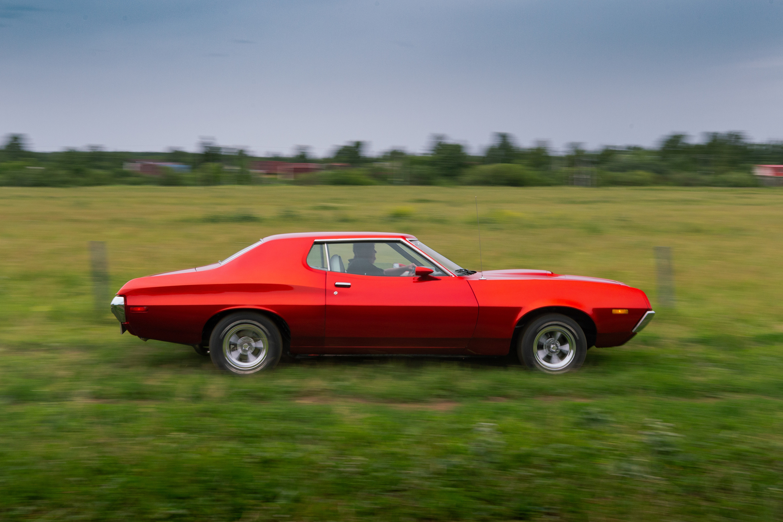 Культовый американский Ford Gran Torino. Автомобильный фотограф Антон Цырулев