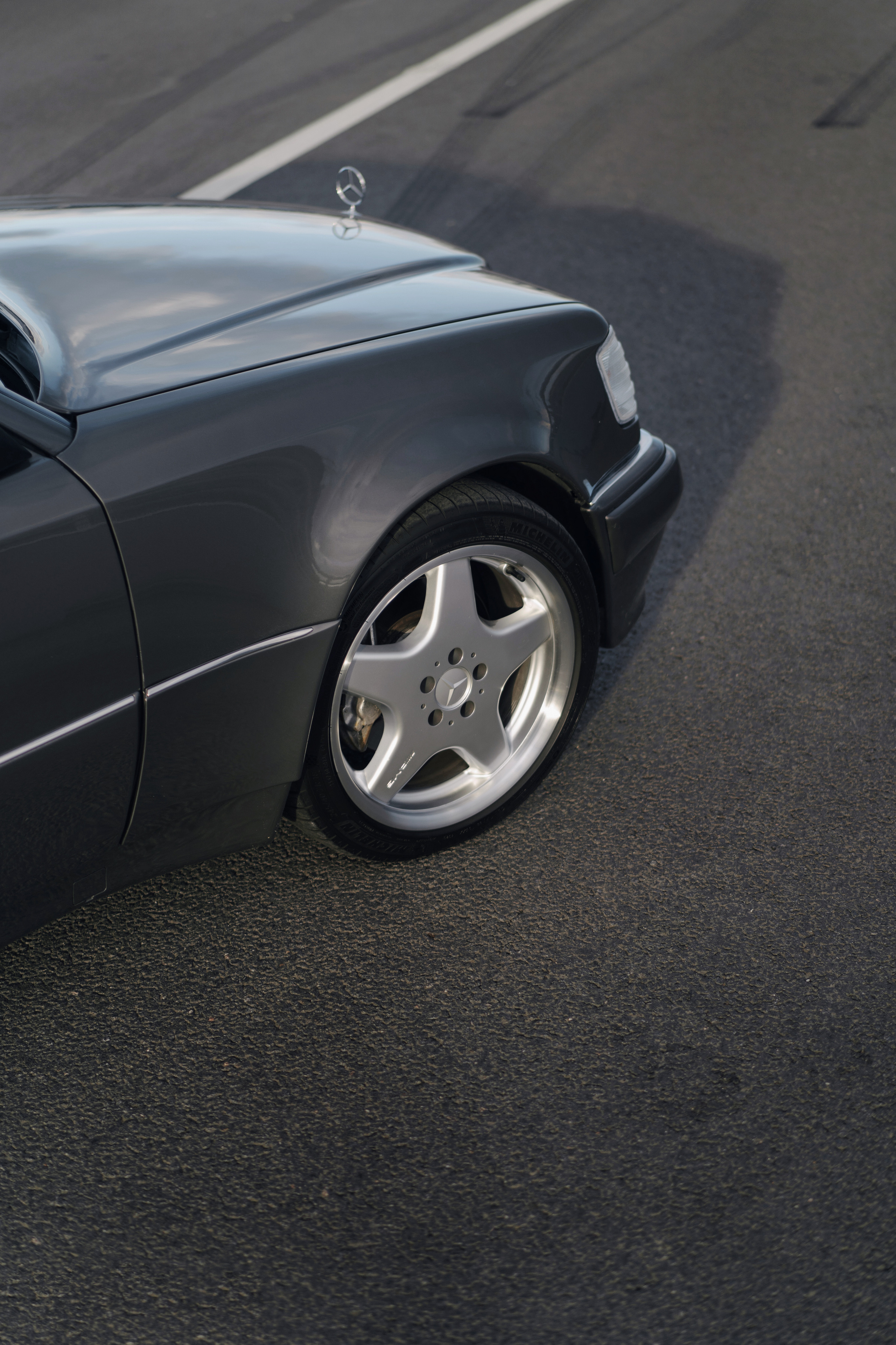 Легендарный Мерседес серии w124. Автомобильный фотограф Антон Цырулев