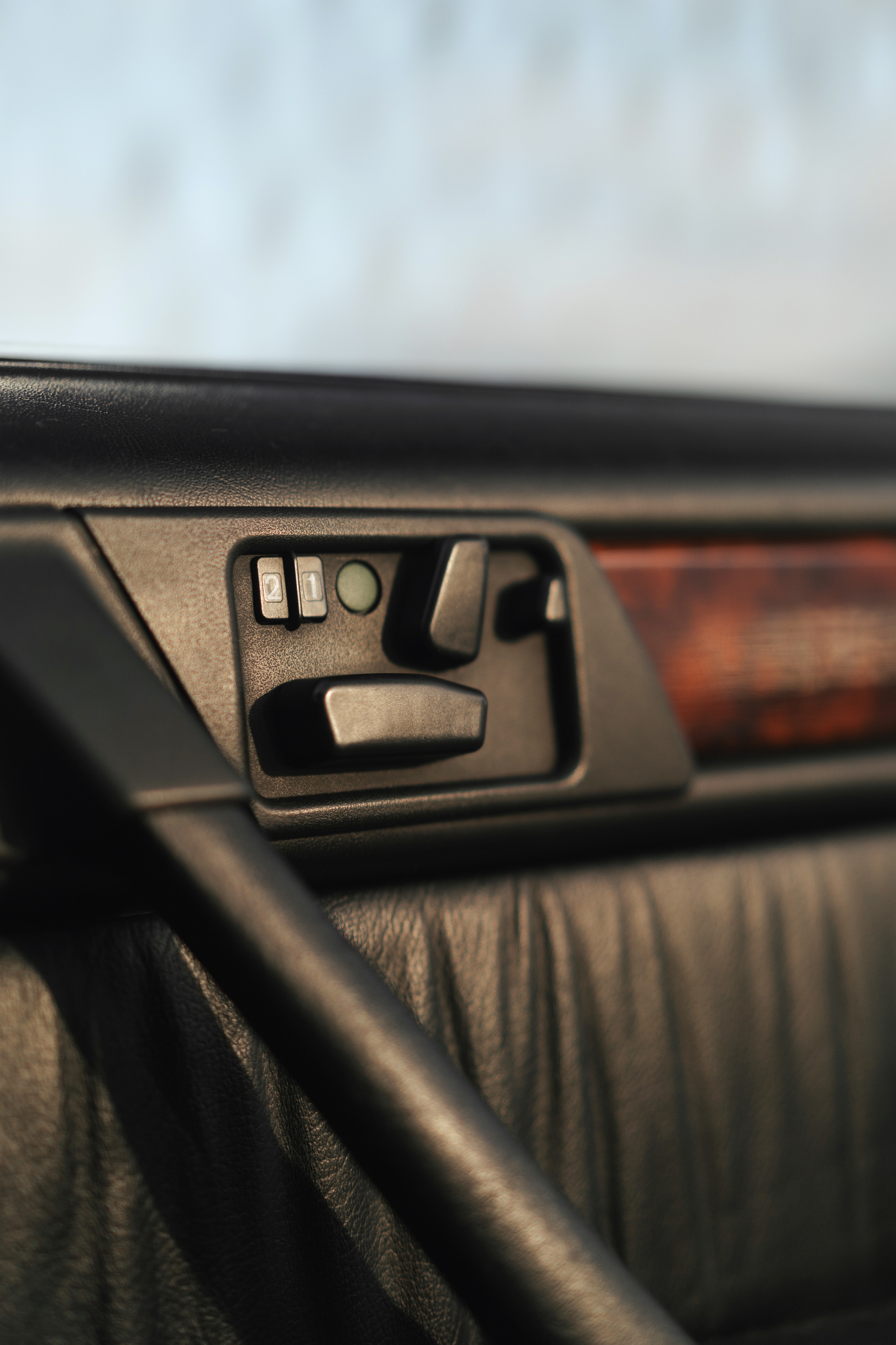 Легендарный Мерседес серии w124. Автомобильный фотограф Антон Цырулев