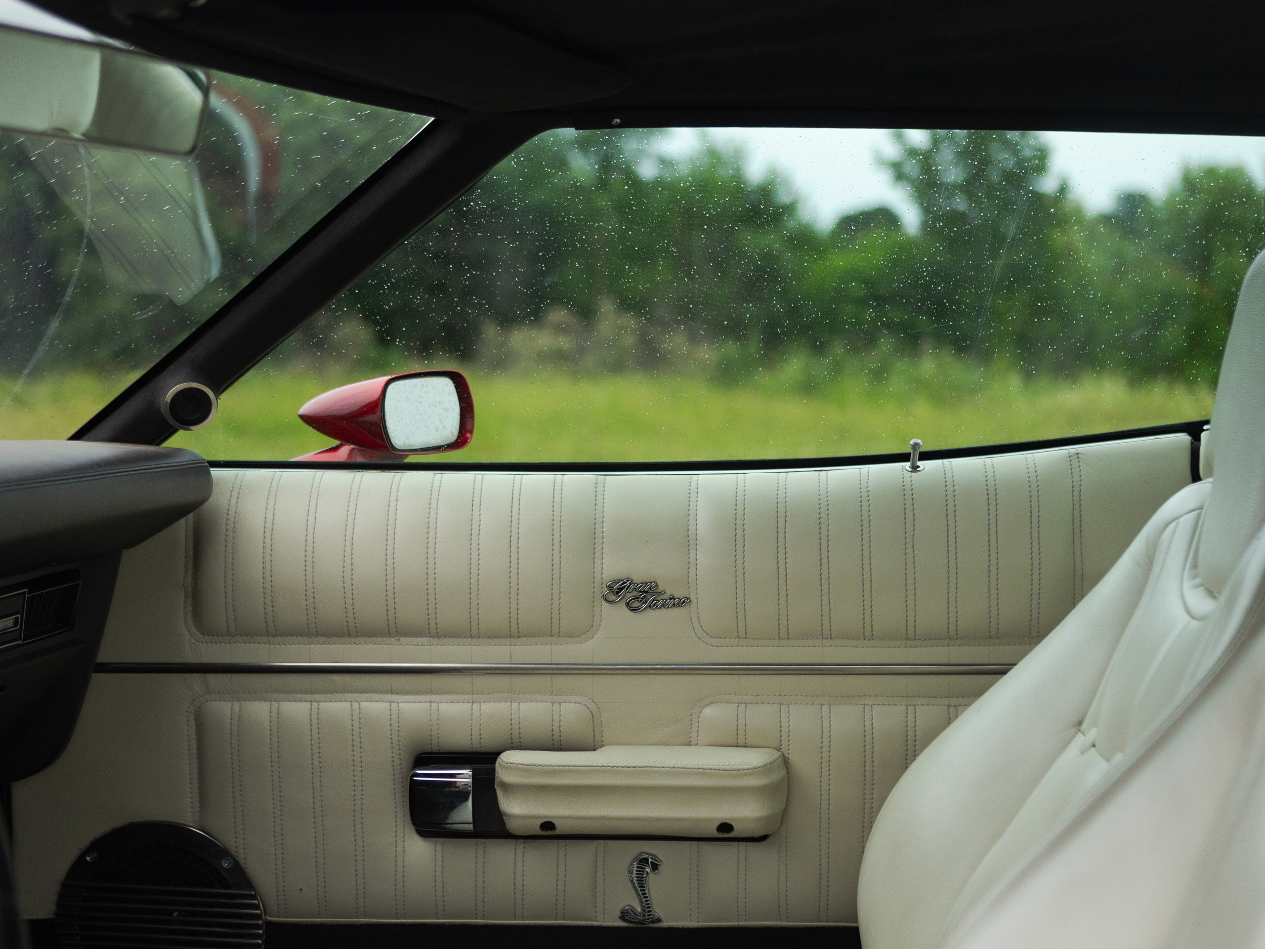 Культовый американский Ford Gran Torino. Автомобильный фотограф Антон Цырулев