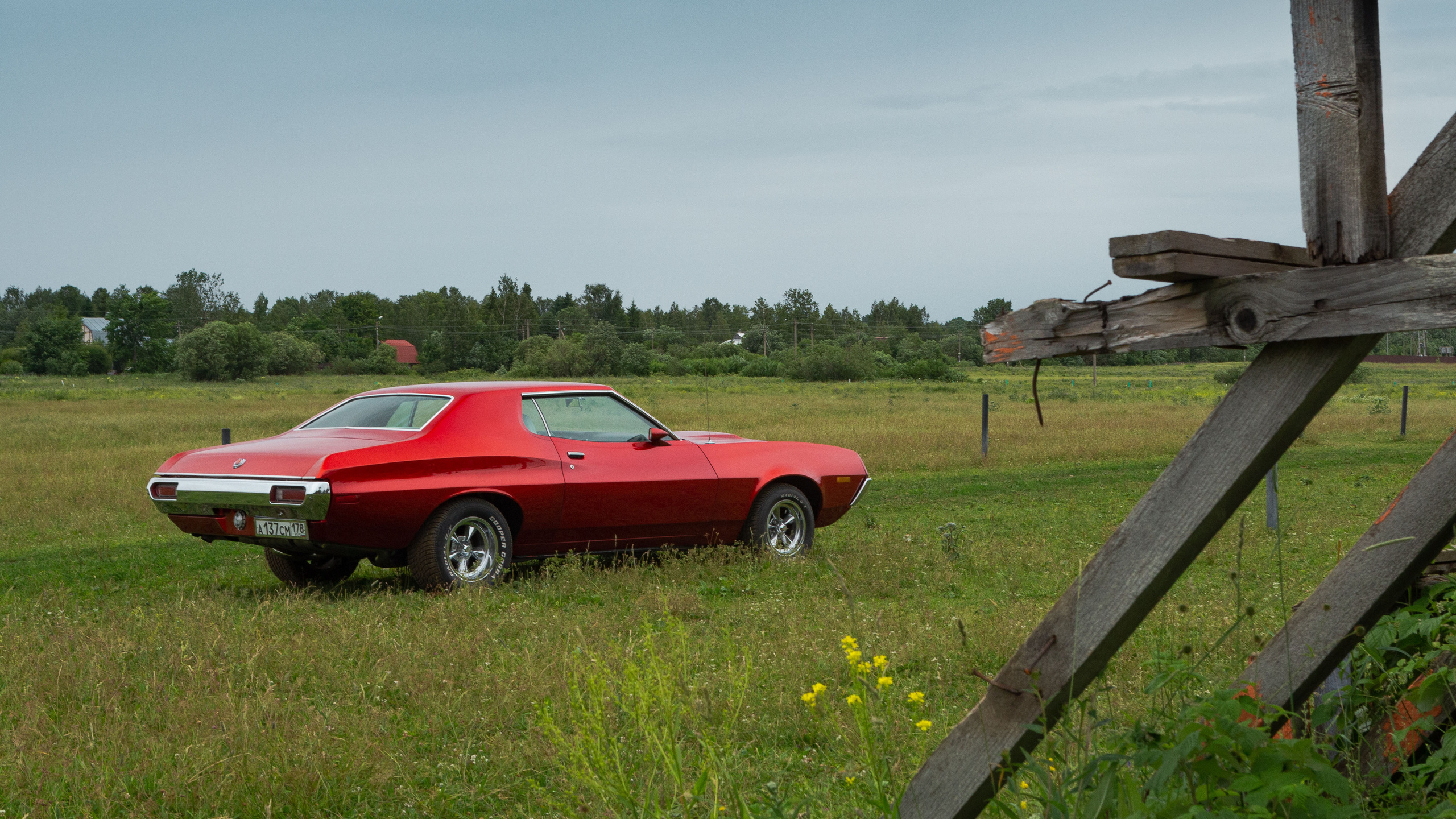 Культовый американский Ford Gran Torino. Автомобильный фотограф Антон Цырулев
