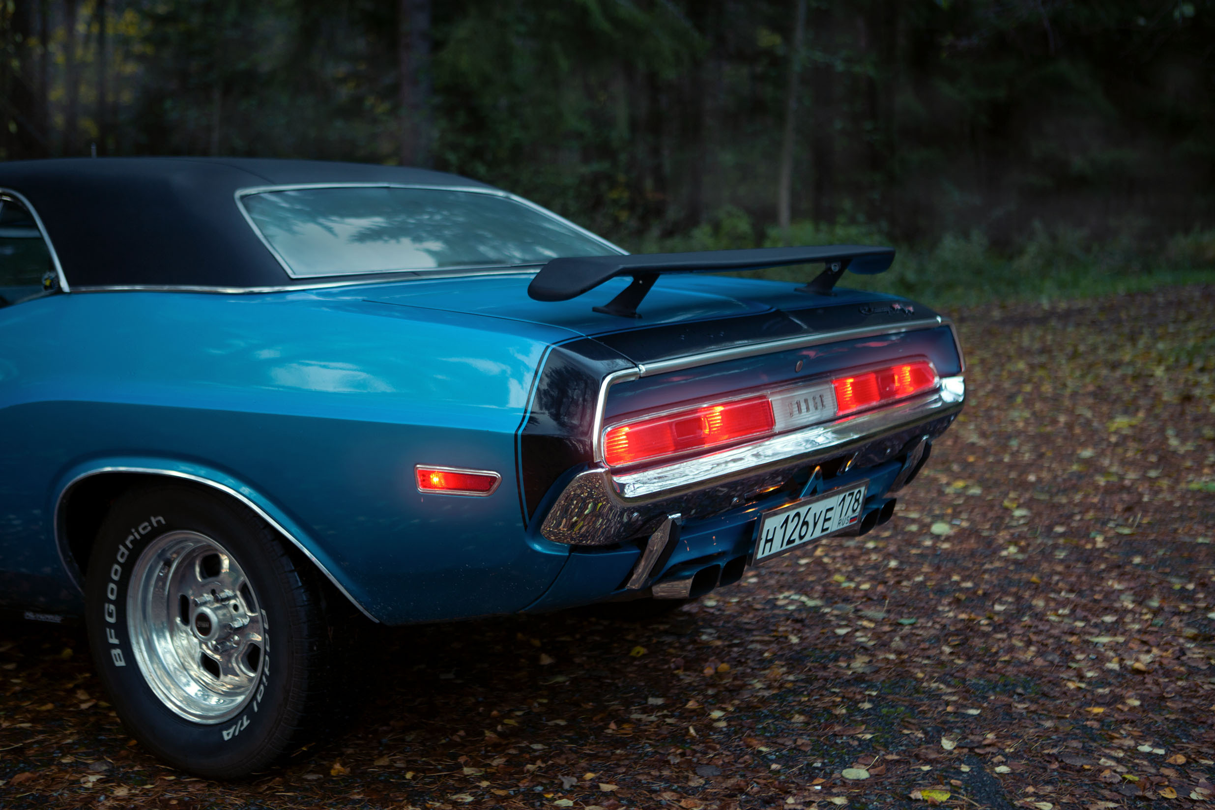 дождливой осенью снимал Dodge