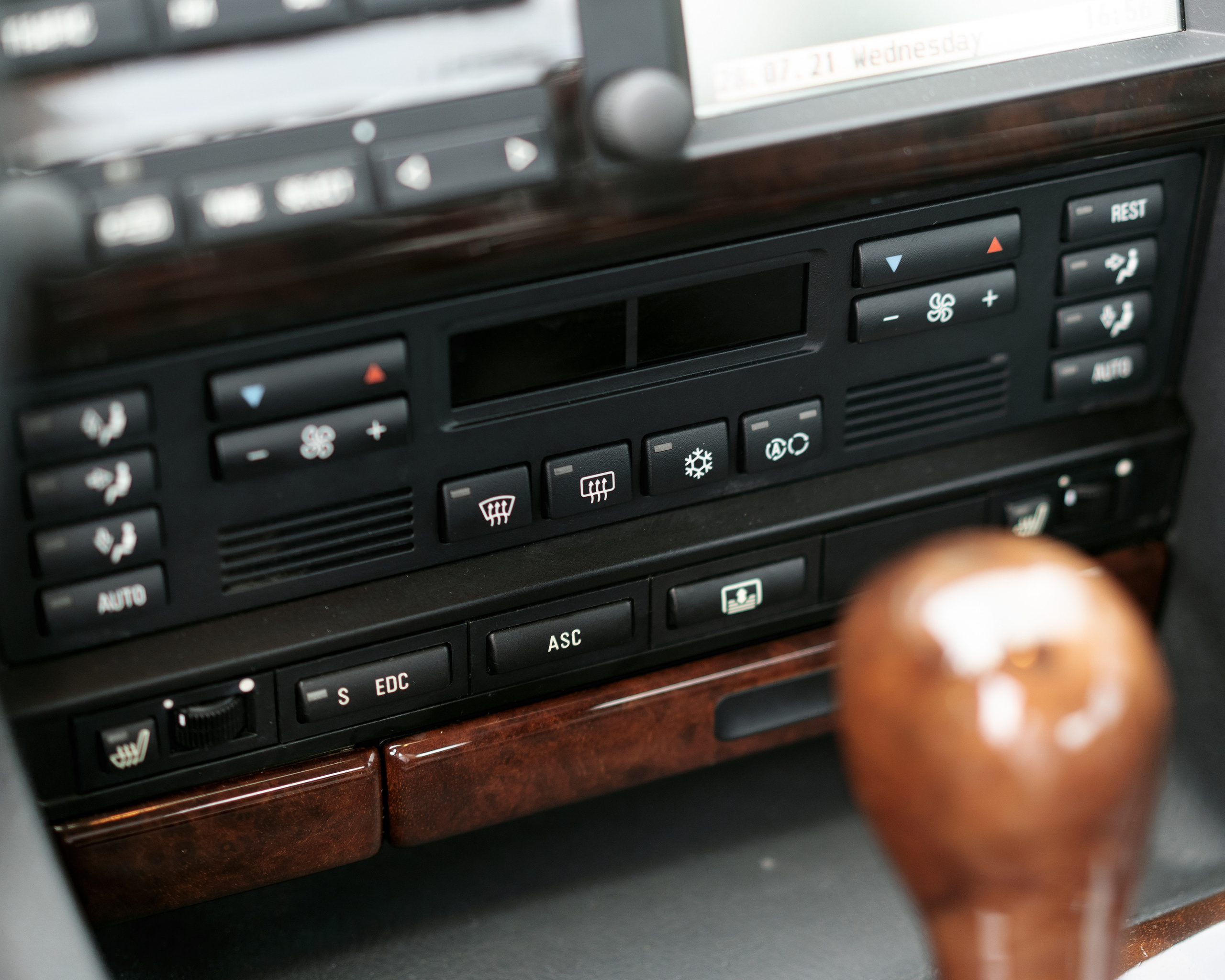 Легендарный немецкий спортивный седан. Автомобильный фотограф Антон Цырулев