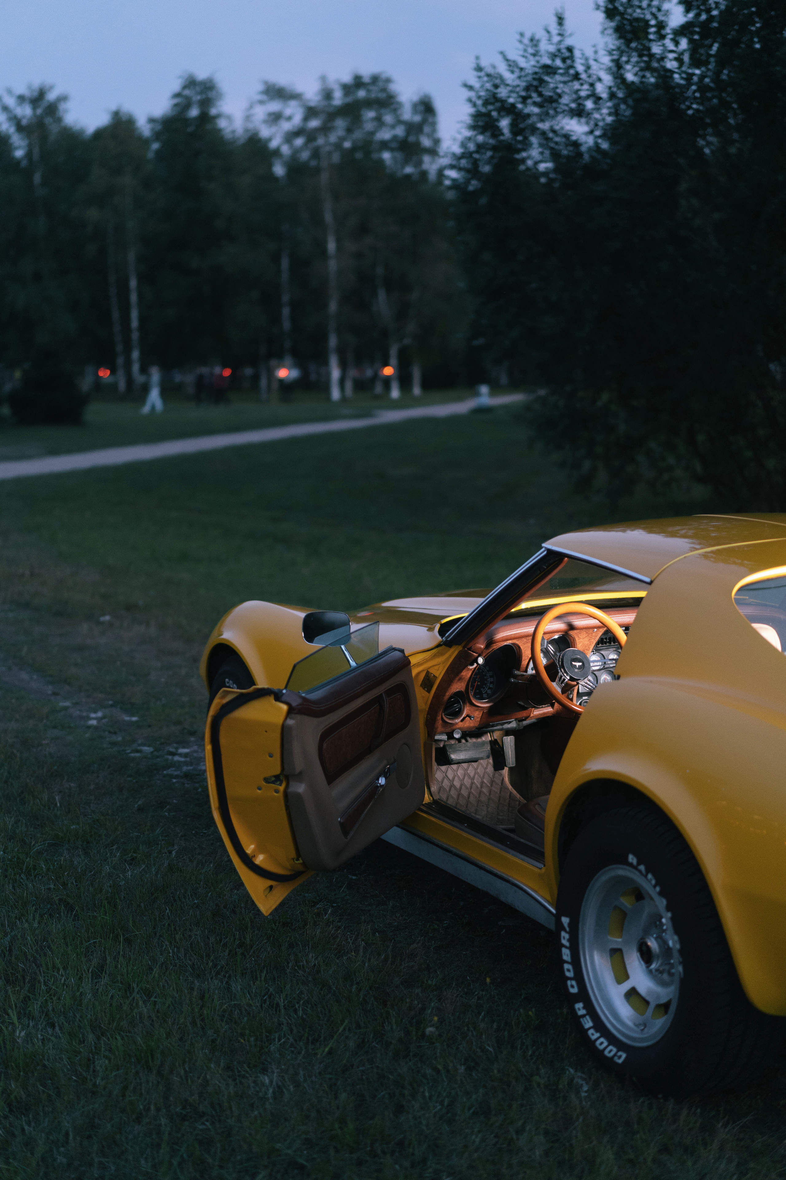 Chevrolet Corvette - легендарный спорткар из Америки. Автомобильный фотограф Антон Цырулев