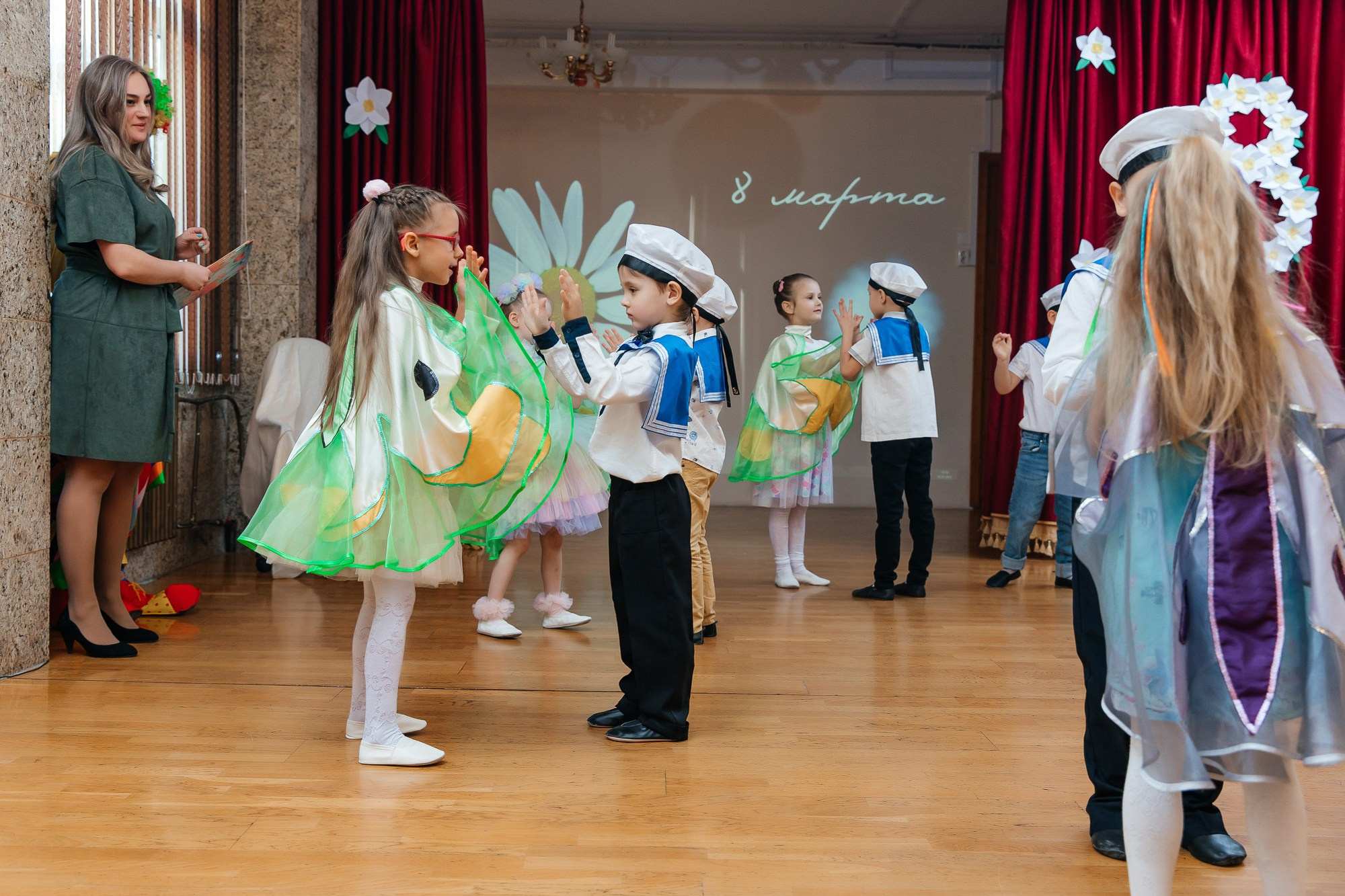 Детский сад № 93 — Утренник (10.03.2023). Свадебный и семейный фотограф Крамар Наталья