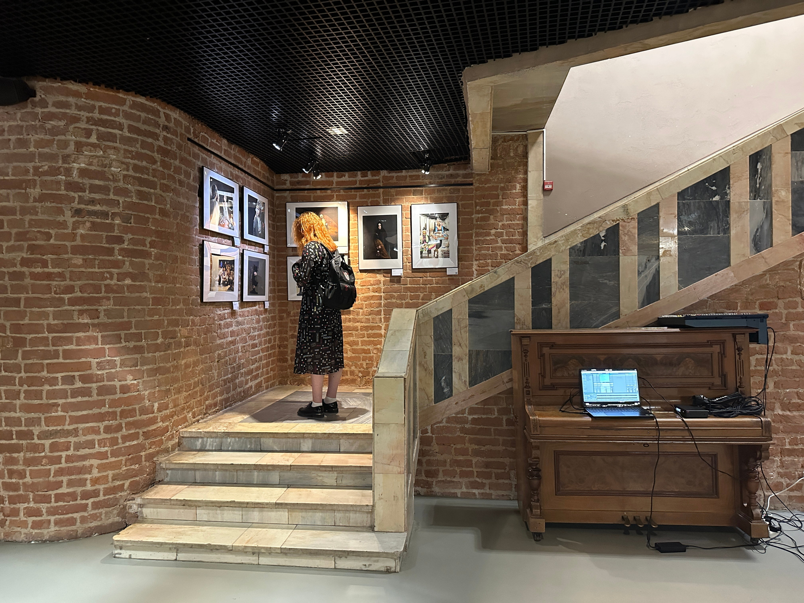 МОЛОДОЙ ТЕАТР. Reportage, architectural, fine art photographer Lena Melnikova in Moscow