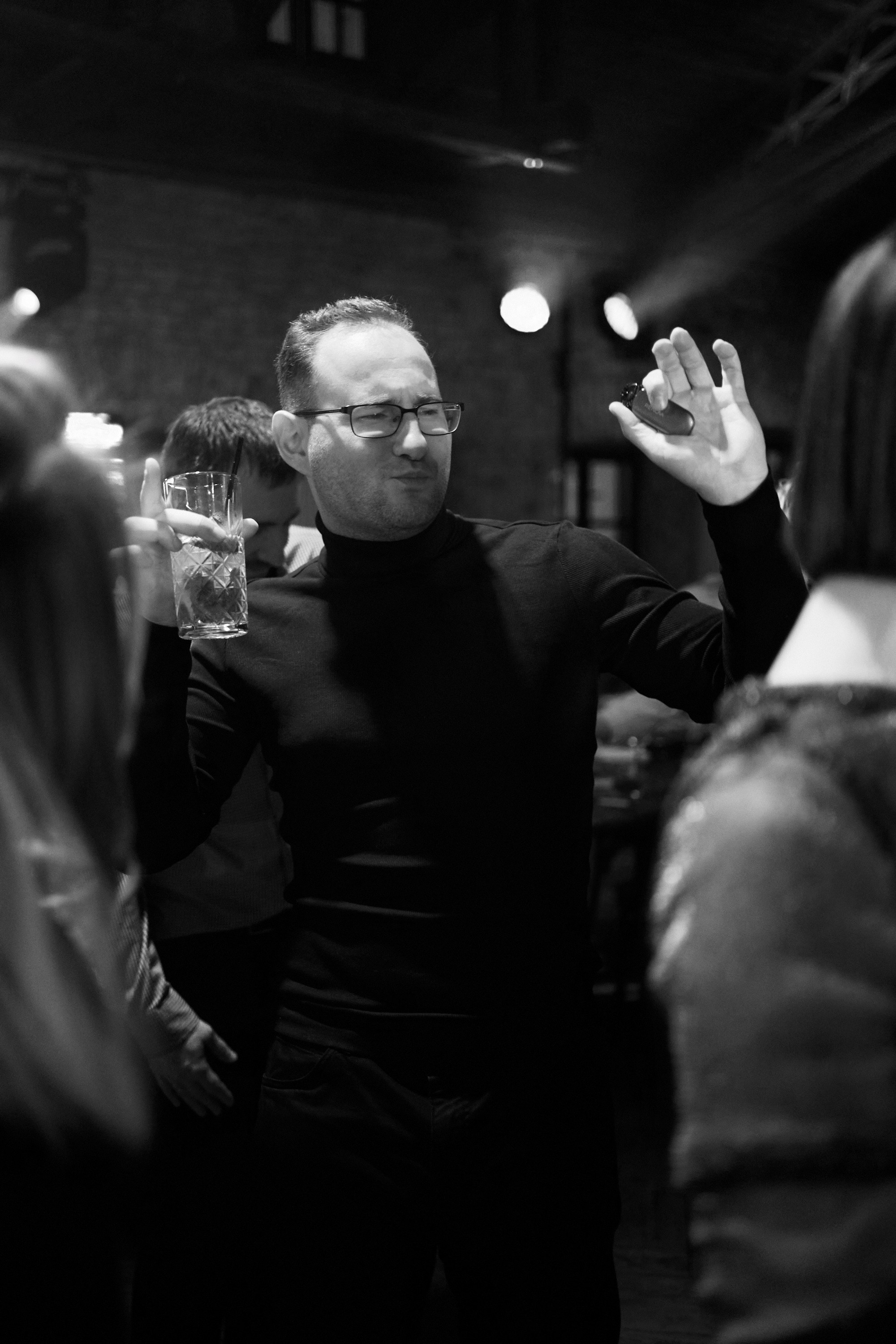 Мероприятия. Антон Чигляков -   профессиональный фотограф