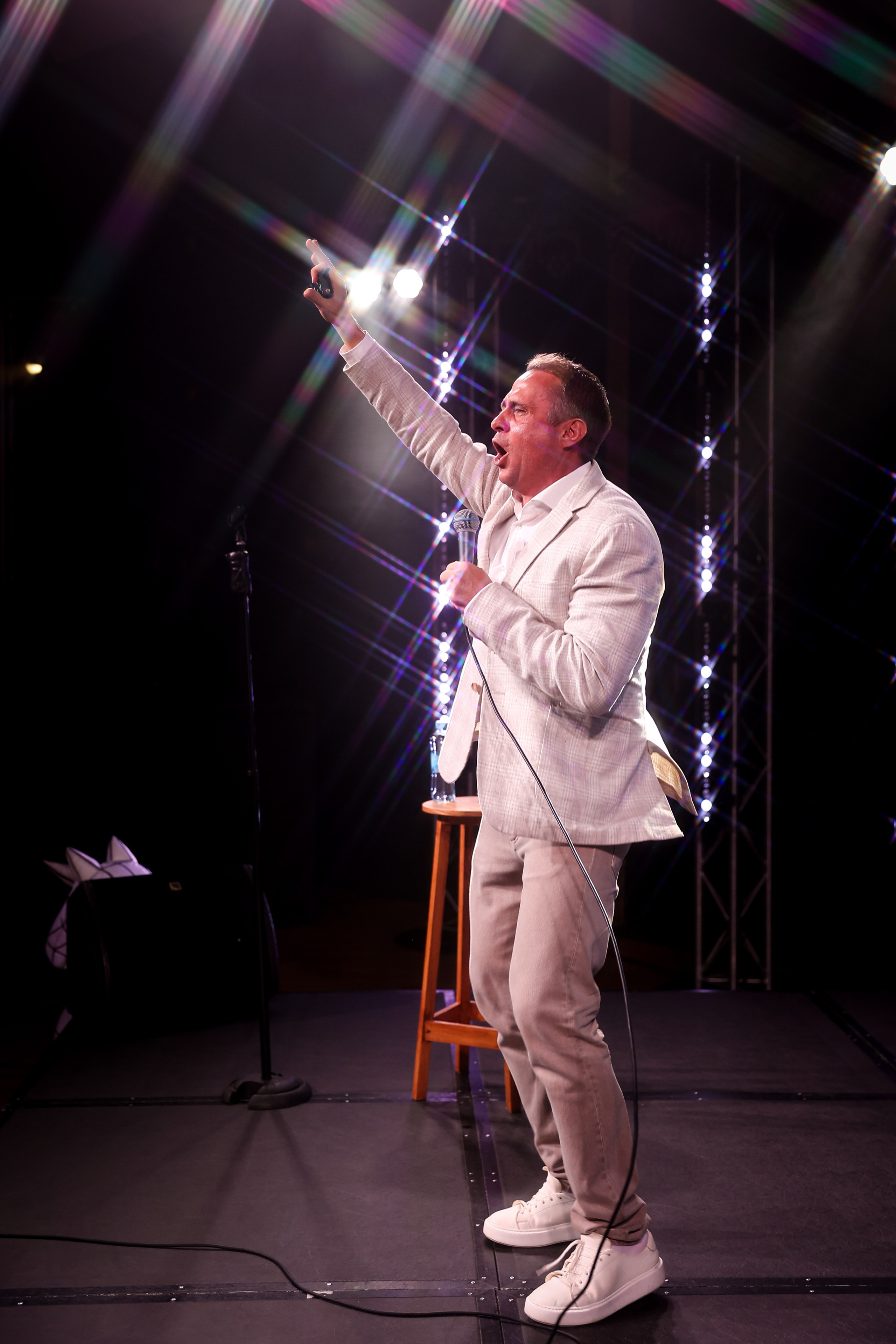 Оскар Хартманн. Business standup тур. Александра, репортажный и событийный фотограф