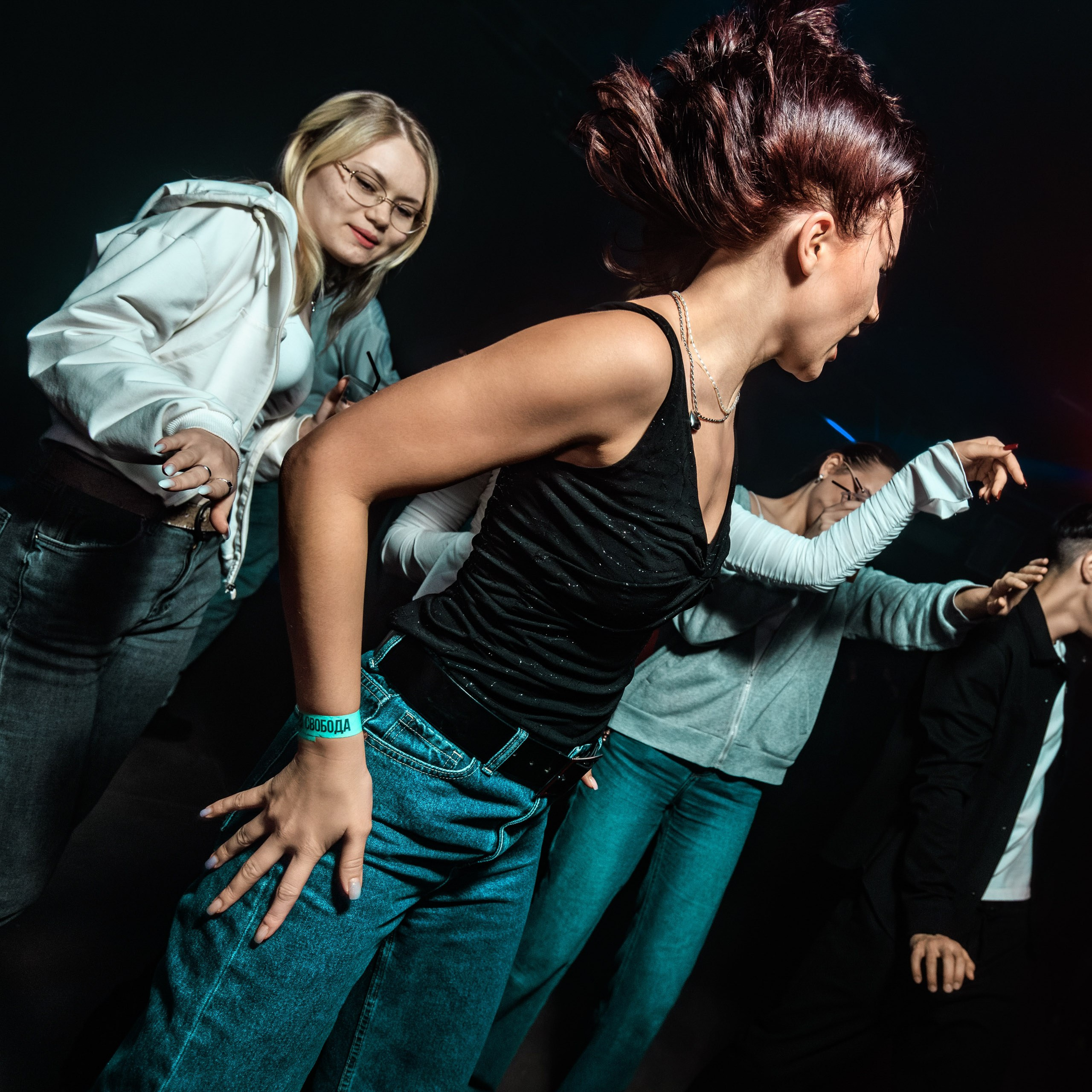 Zodiac party. Репортажный фотограф Екатеринбург | Яркий, качественный репортаж | Концерты, клубы, репортаж, праздники, корпоративы