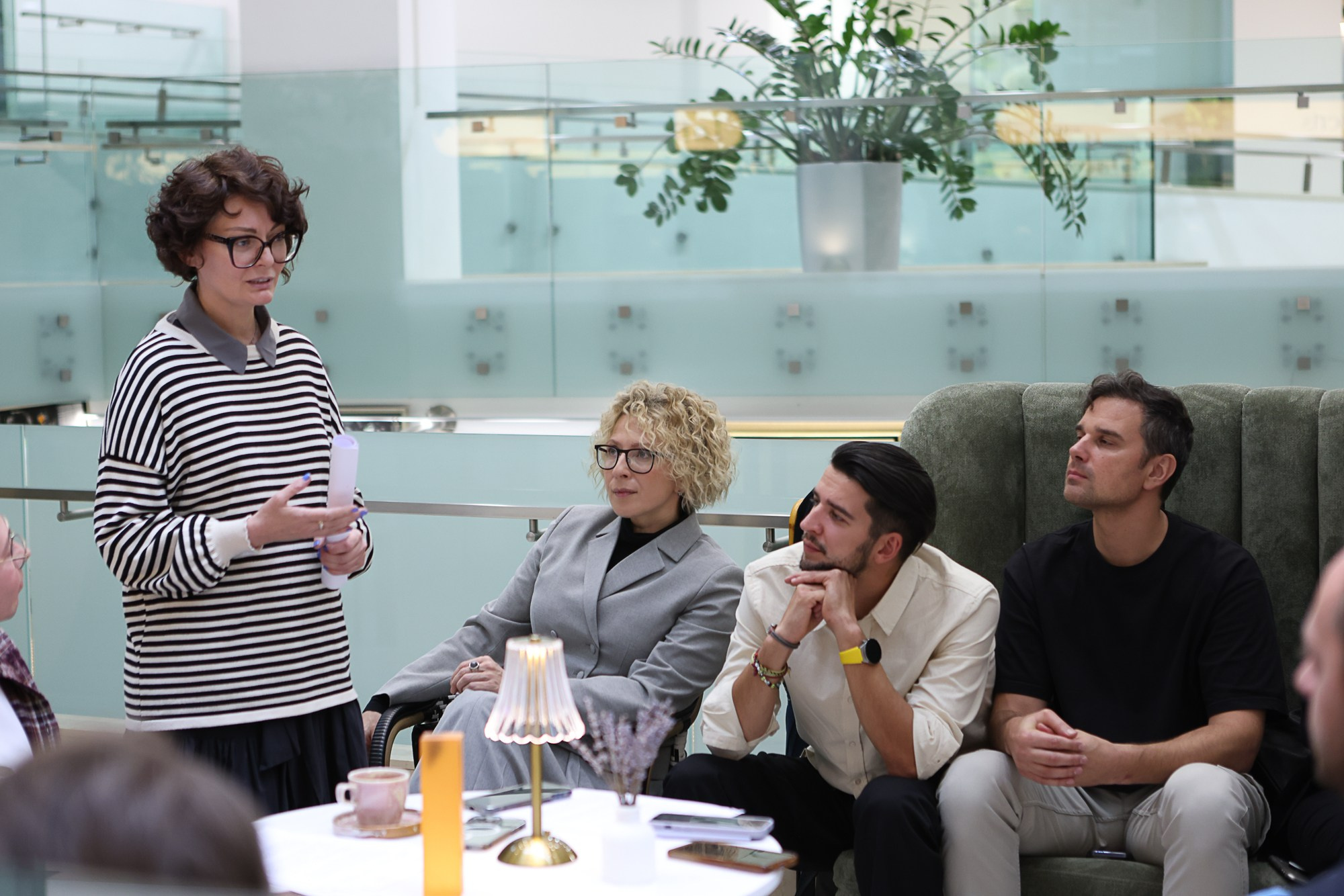 Пресс-бранч АРТ-ПЛАТФОРМА. Reportage, architectural, fine art photographer Lena Melnikova in Moscow