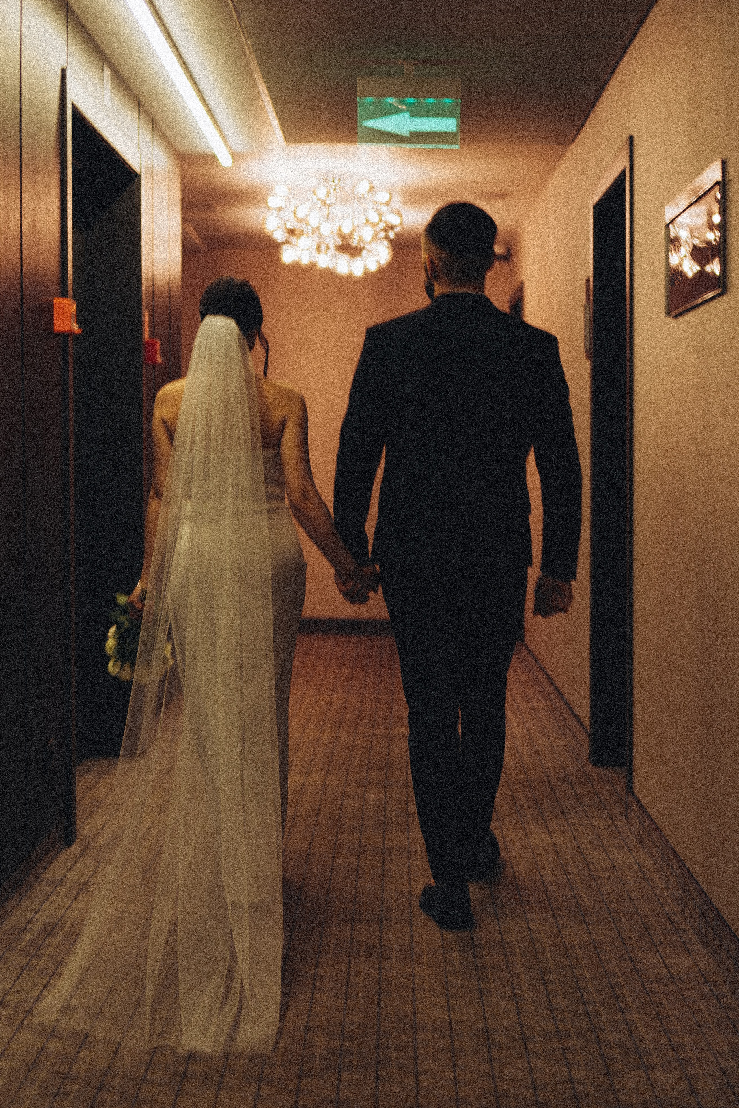 СВАДЕБНАЯ СЬЕМКА СБОРОВ ЖЕНИХА И НЕВЕСТЫ В ОТЕЛЕ И ТАКЖЕ ФОТОСЕССИИЯ В ОТЕЛЕЕ МЕГАПОЛИС БРЯНСК. Профессиональный фотограф, Санкт-Петербург — Виктория Богомолова