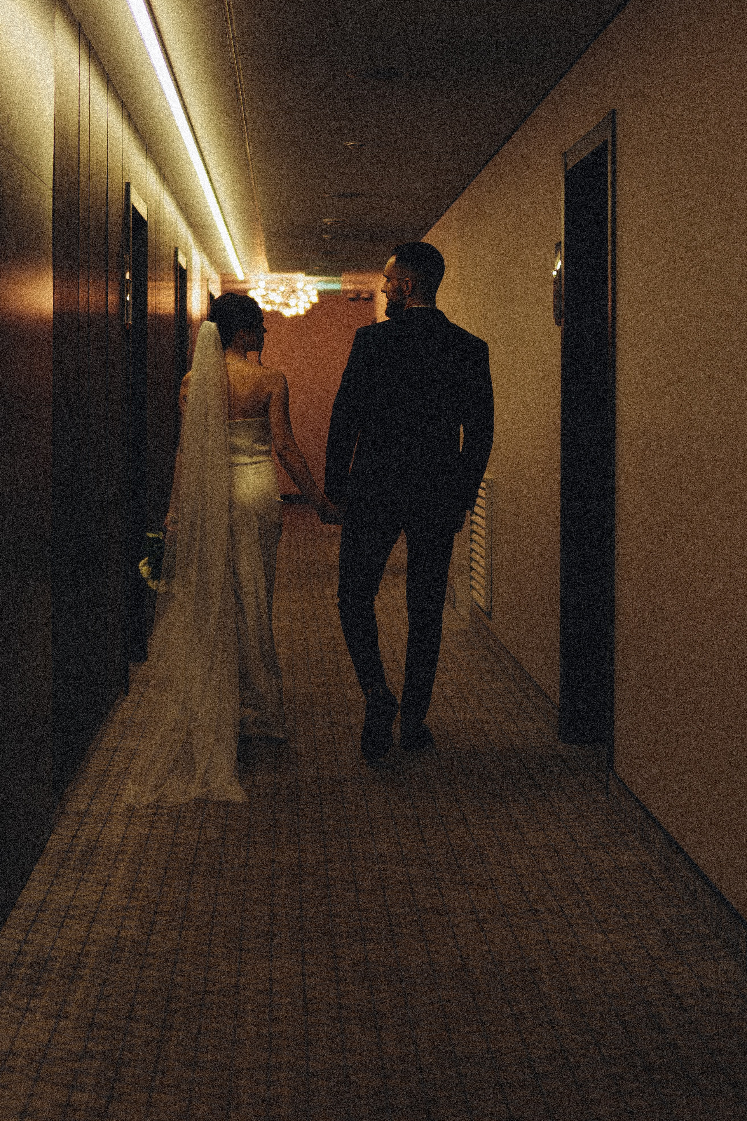 СВАДЕБНАЯ СЬЕМКА СБОРОВ ЖЕНИХА И НЕВЕСТЫ В ОТЕЛЕ И ТАКЖЕ ФОТОСЕССИИЯ В ОТЕЛЕЕ МЕГАПОЛИС БРЯНСК. Профессиональный фотограф, Санкт-Петербург — Виктория Богомолова