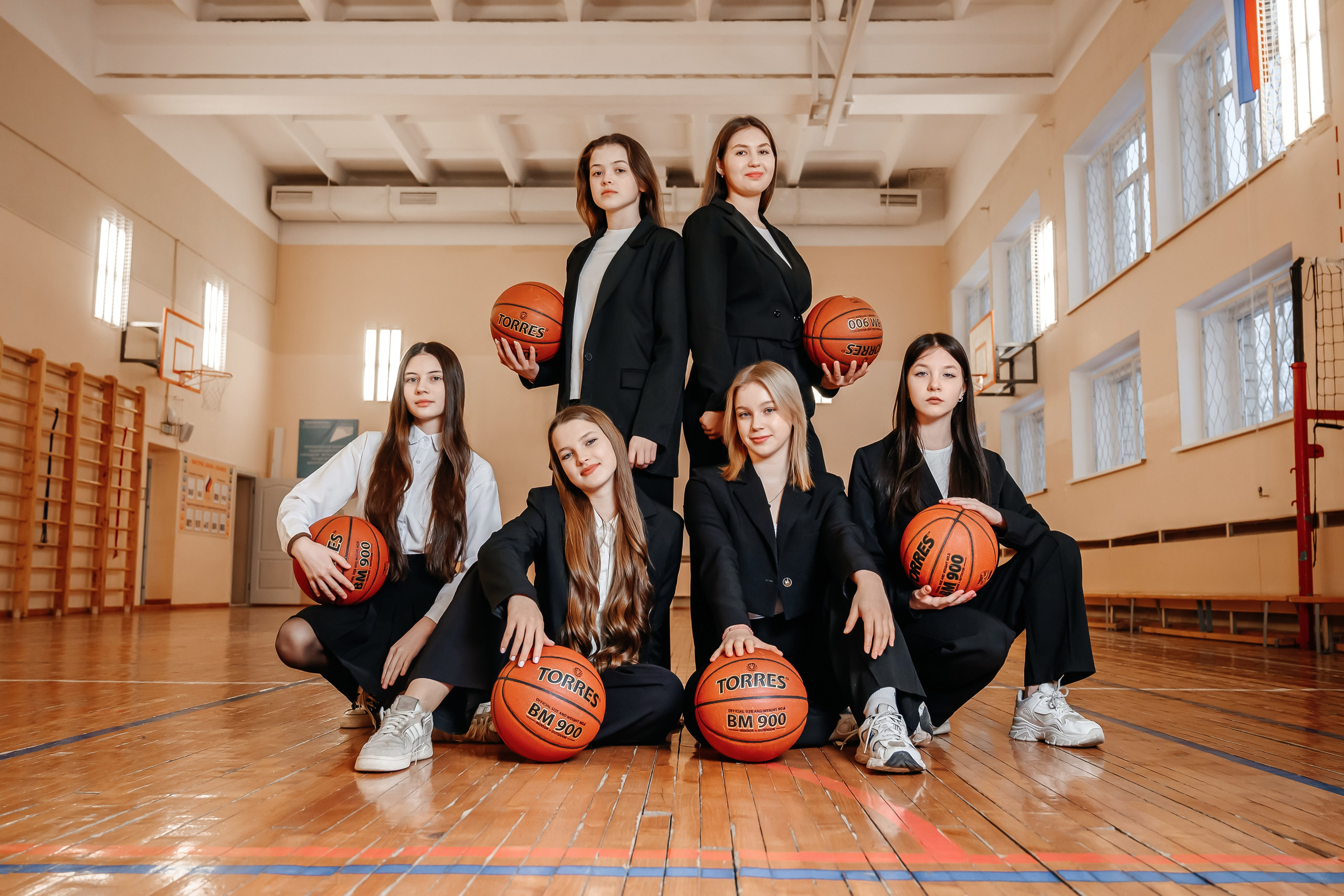 Старшая школа. Фото. Современные выпускные альбомы. Воткинск