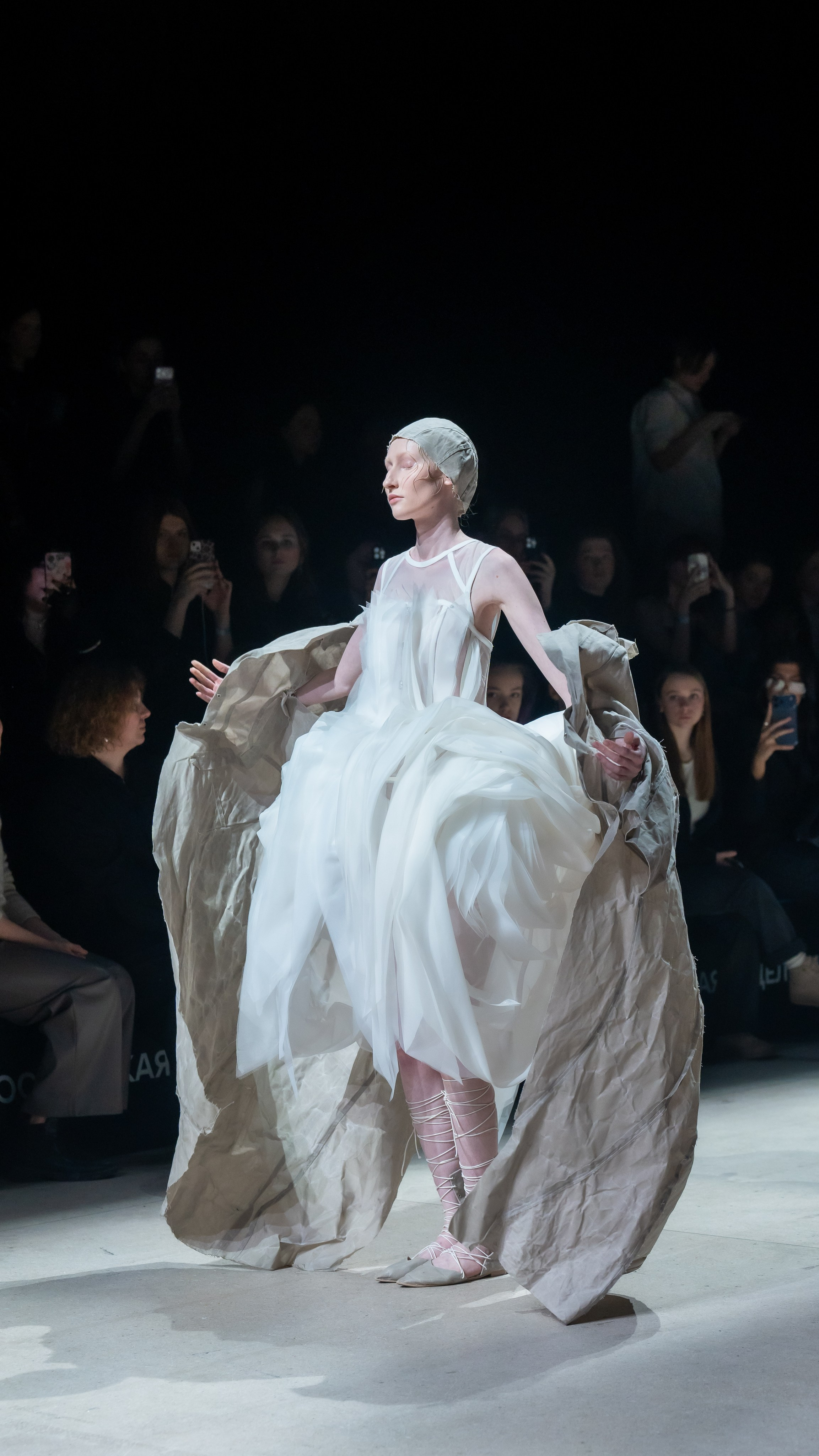 Неделя моды в Москве 2026. Репортажный и студийный фотограф, Москва