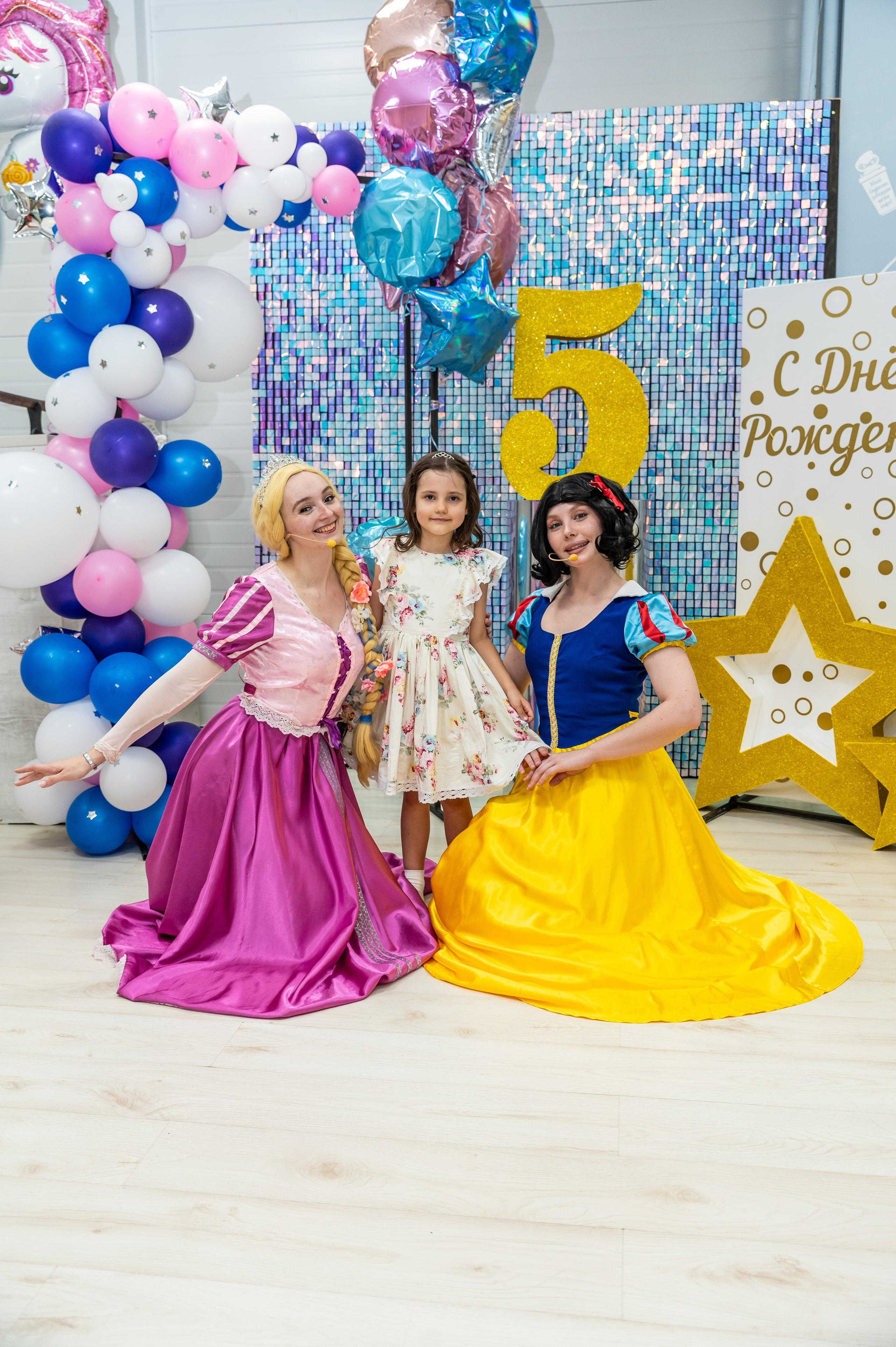 Игротека Ниндзя Кидс. Я Ольга Казанцева, фотографирую снимаю ваши киноистории и печатаю фото и цифровые портреты на холсте