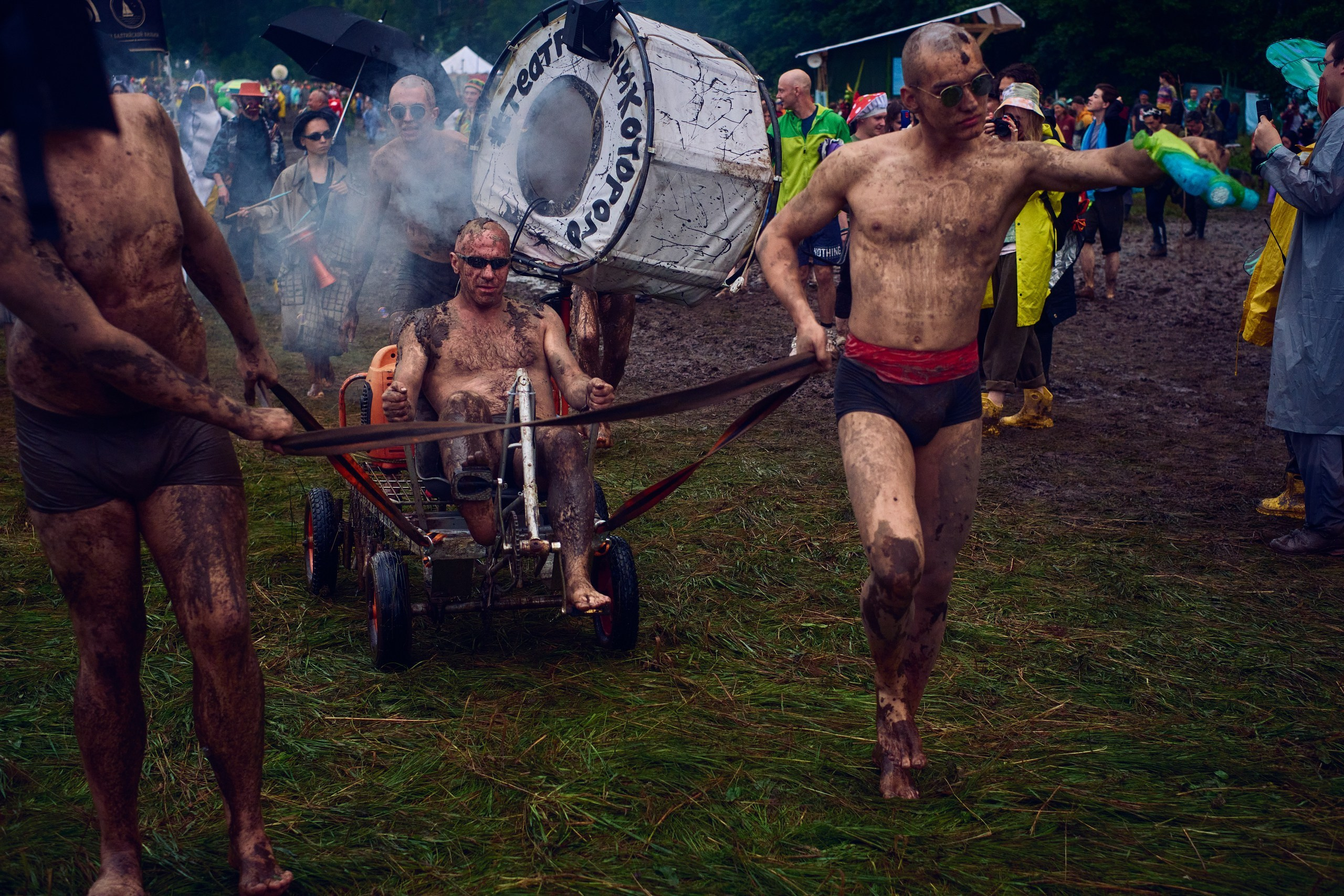 Insomnia-2026: carnival. Ден Батуев, не только фотограф